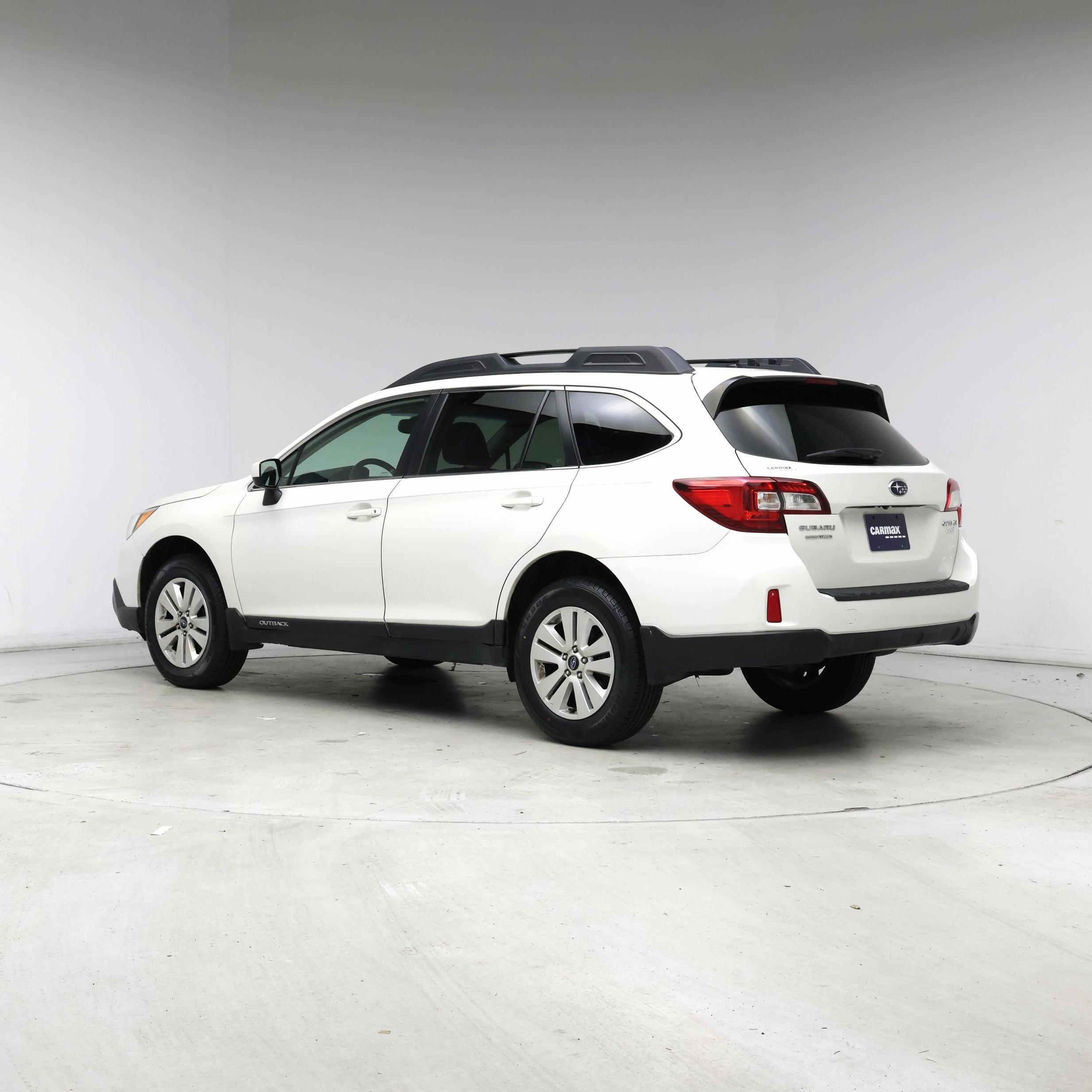 Thumbnail: 2015 Subaru Outback - 2