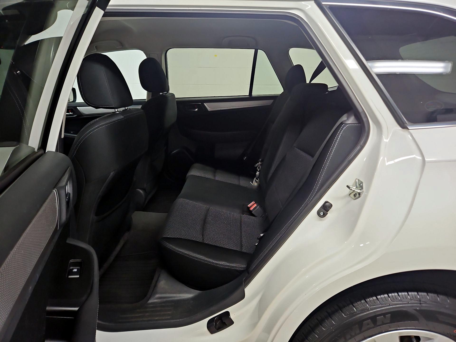 Thumbnail: 2015 Subaru Outback - 19