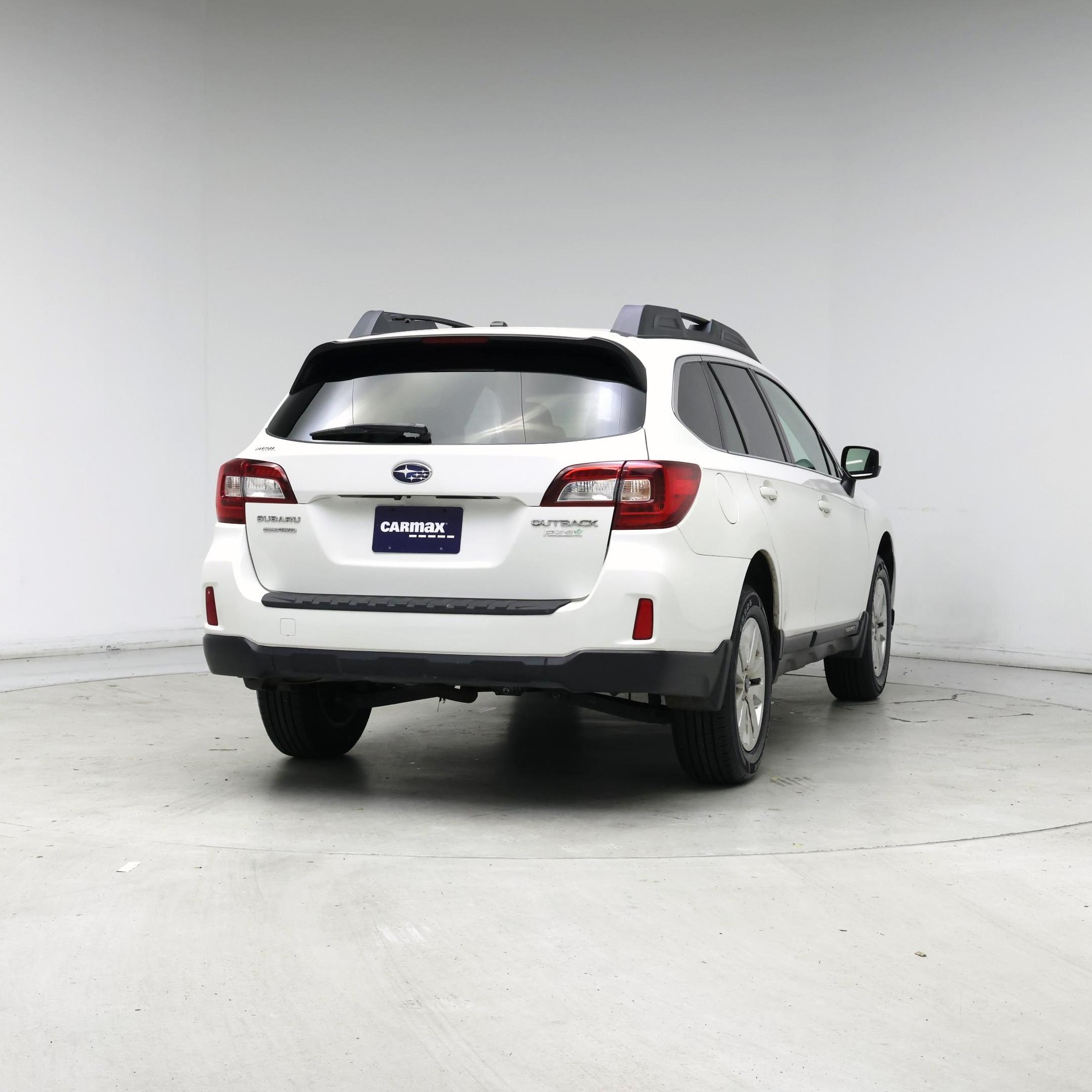 Thumbnail: 2015 Subaru Outback - 8