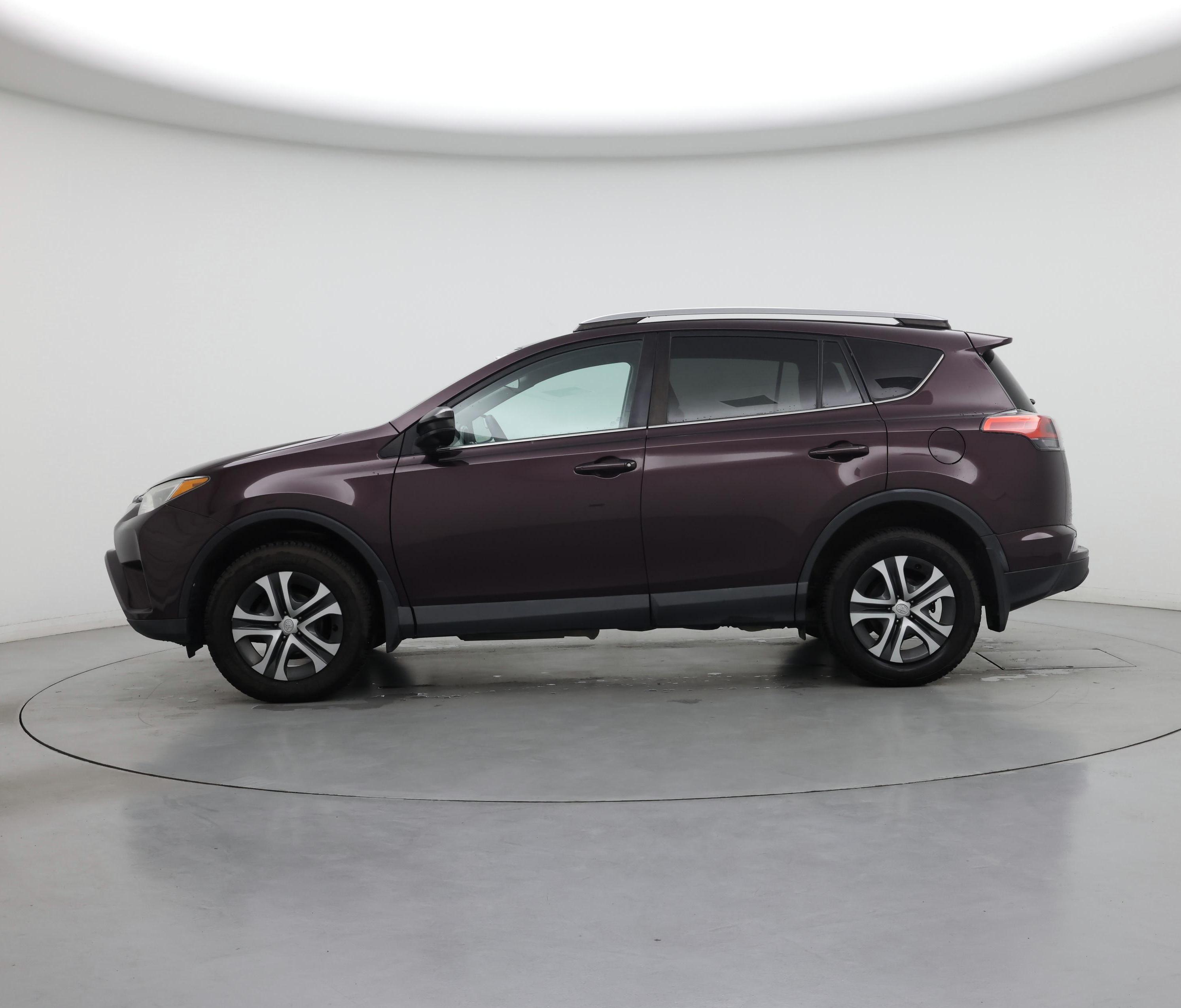Thumbnail: 2017 Toyota RAV4 - 3
