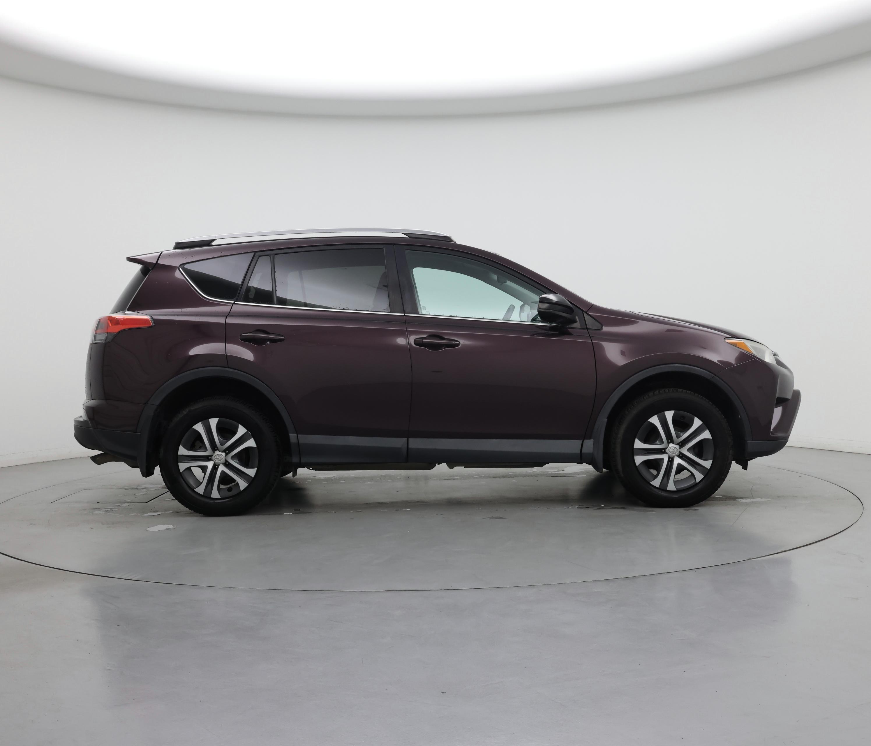 Thumbnail: 2017 Toyota RAV4 - 7