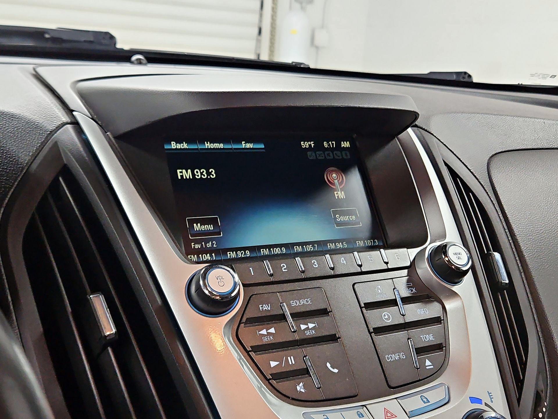 Thumbnail: 2015 Chevrolet Equinox - 14