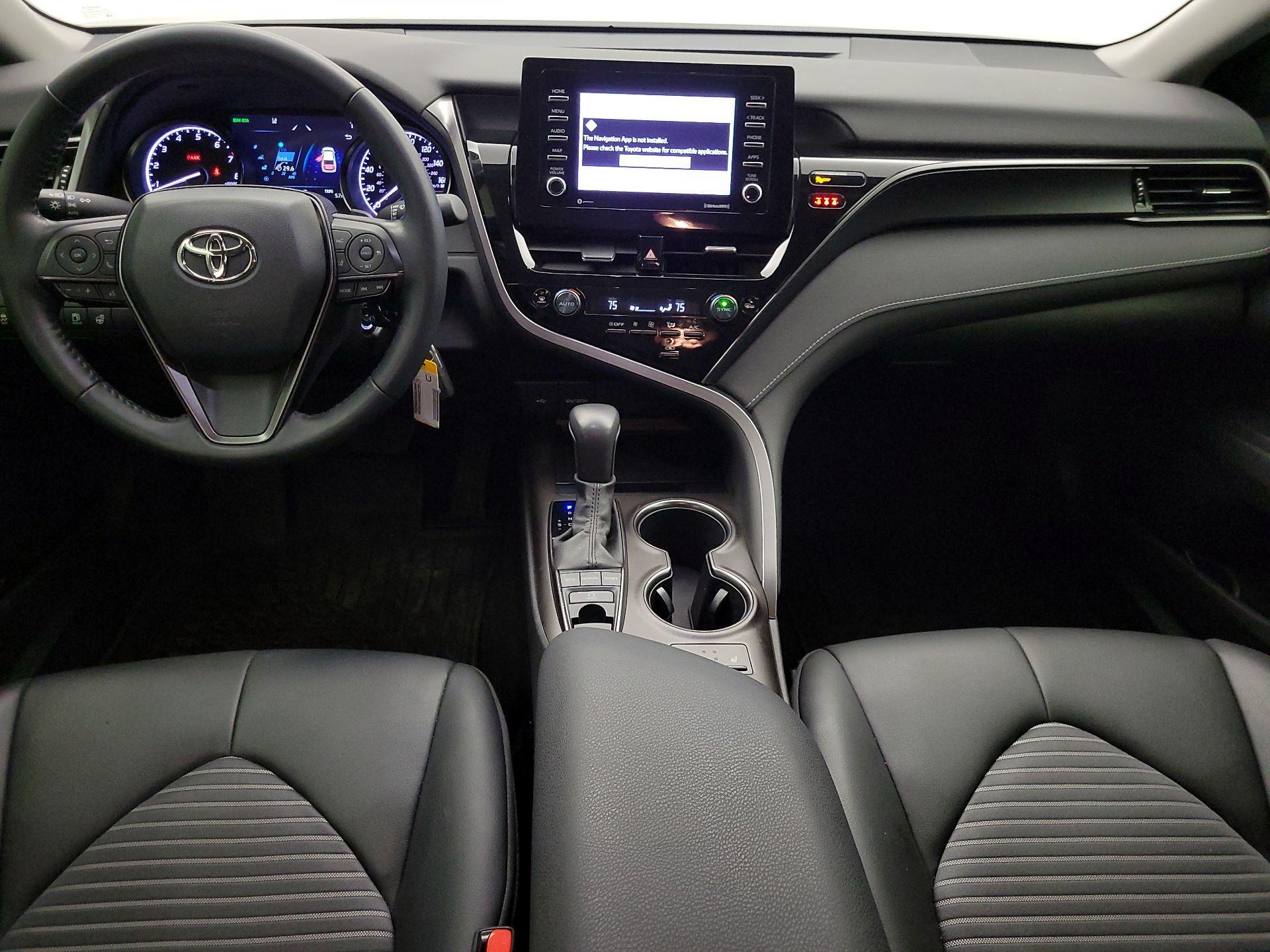 Thumbnail: 2022 Toyota Camry - 9