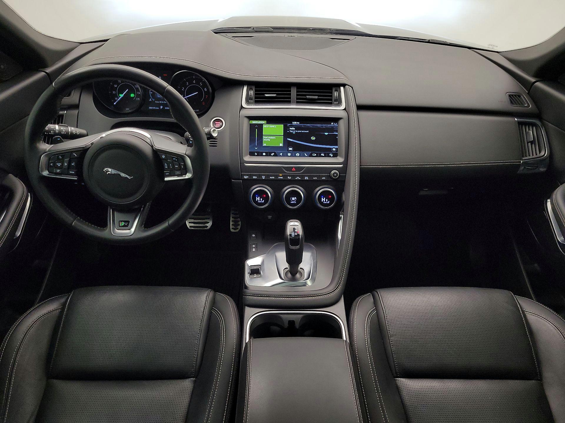 Thumbnail: 2018 Jaguar E-Pace - 9