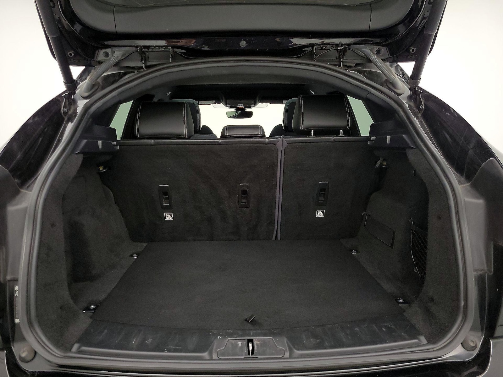 2018 Jaguar E-Pace R-Dynamic S - Photo 23