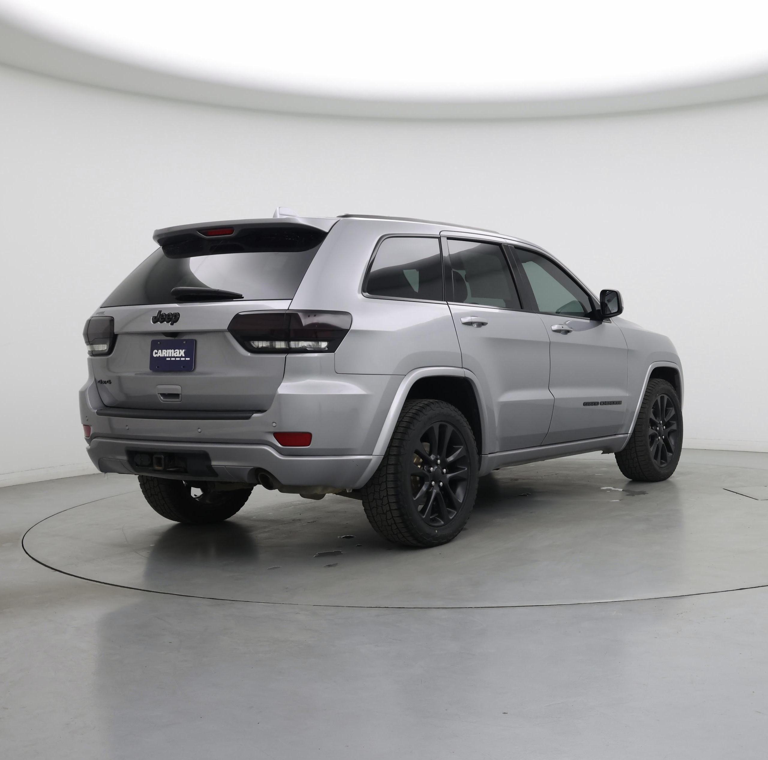 Thumbnail: 2019 Jeep Grand Cherokee - 8