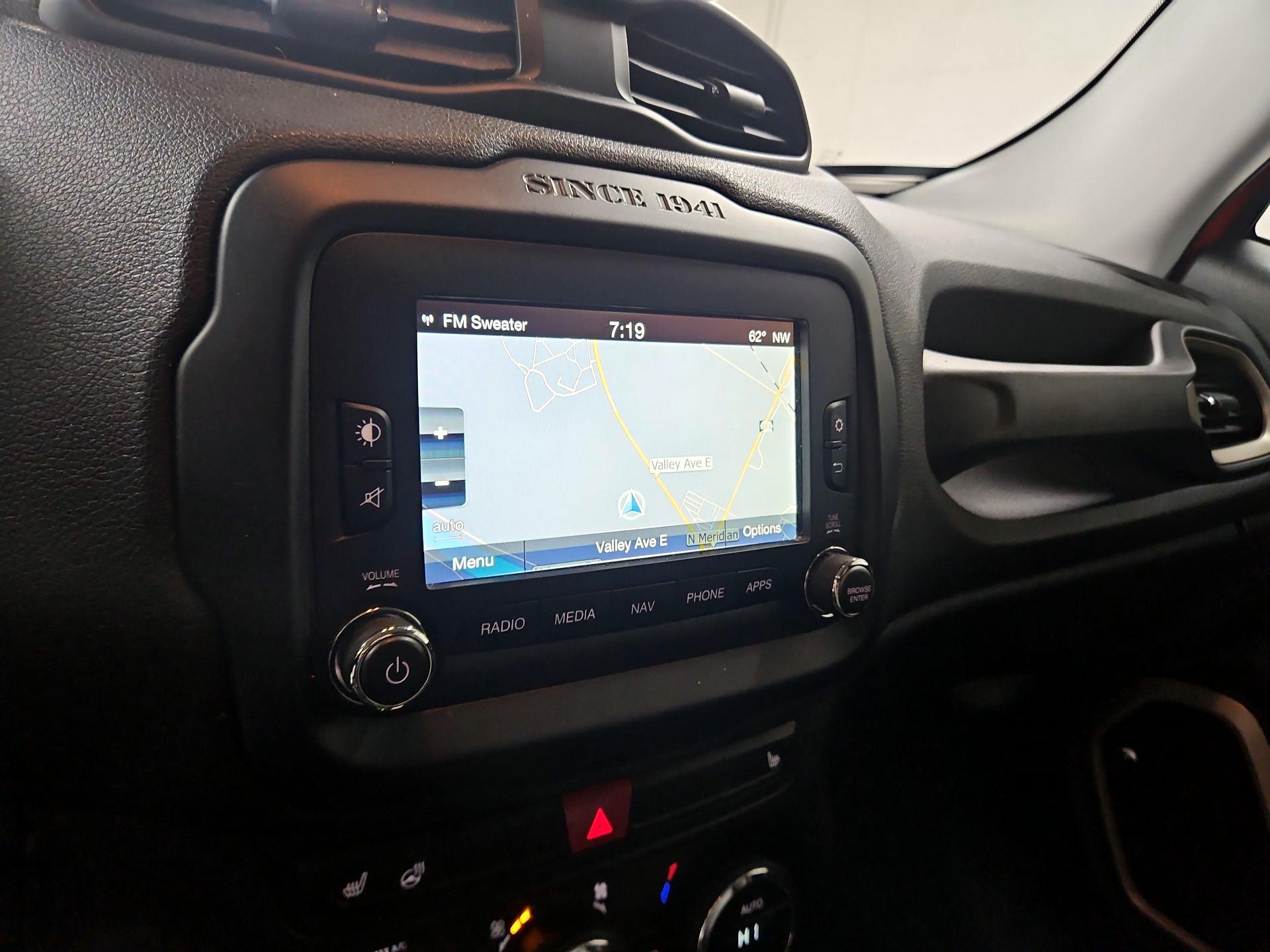 Thumbnail: 2017 Jeep Renegade - 14