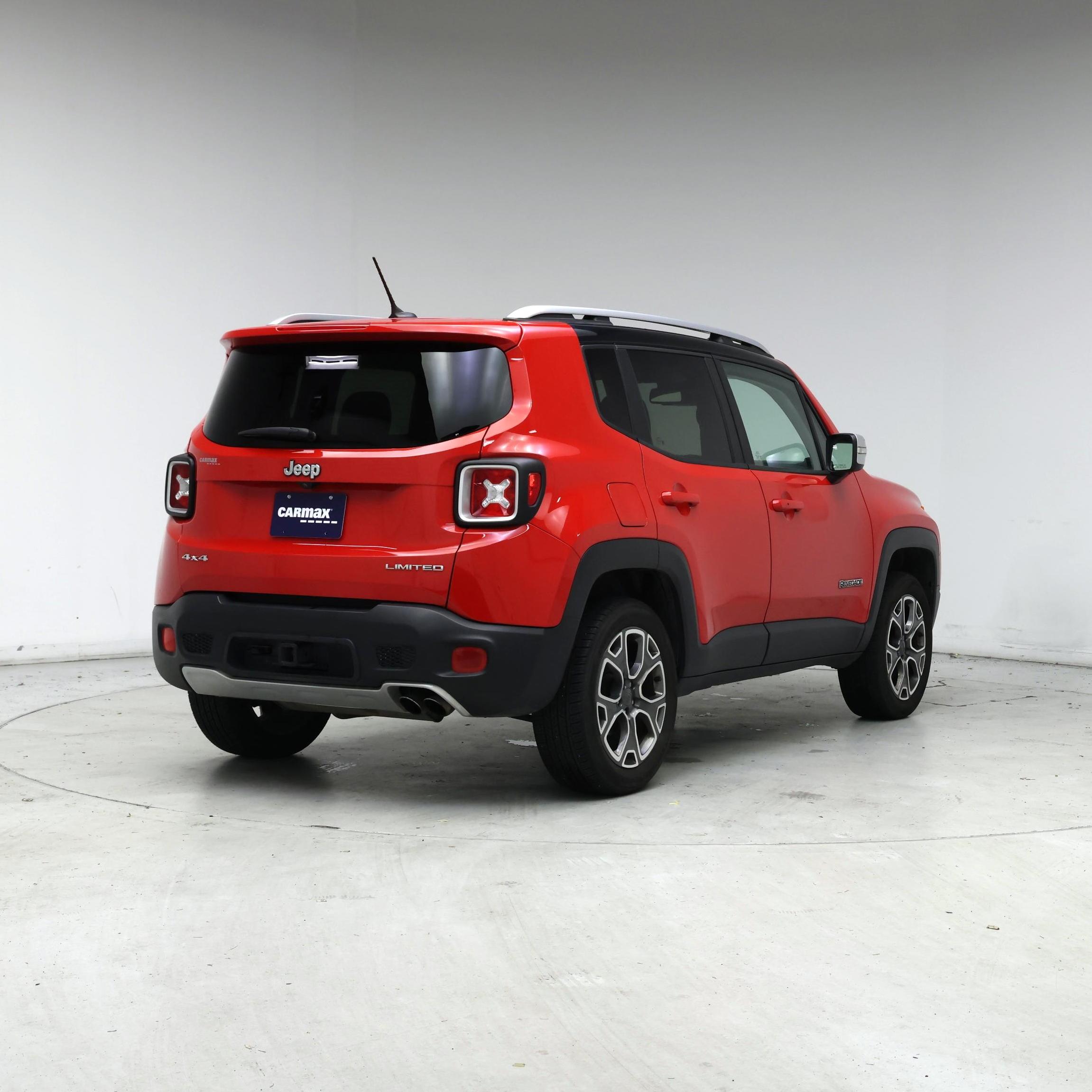Thumbnail: 2017 Jeep Renegade - 8
