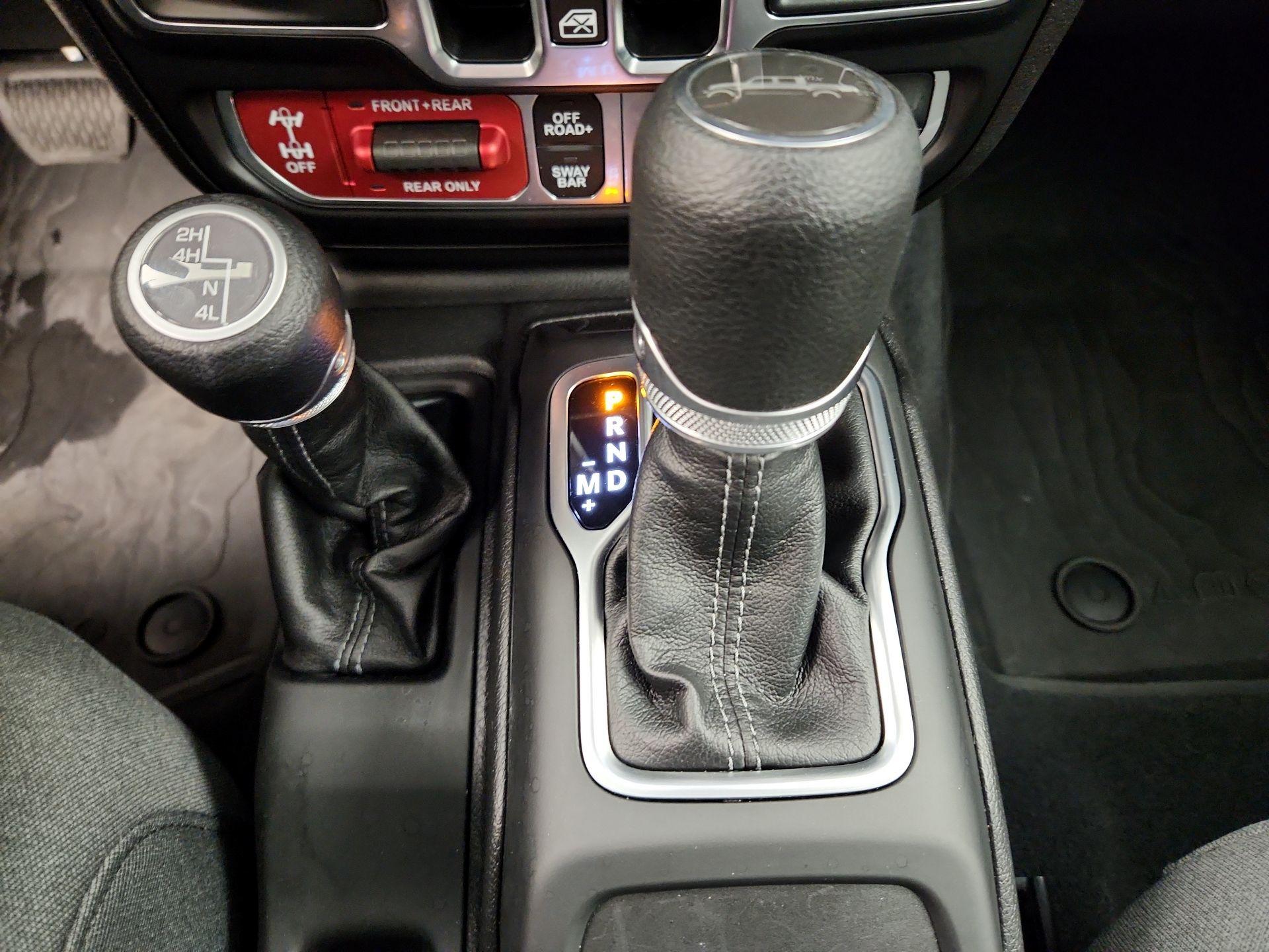 Thumbnail: 2025 Jeep Gladiator - 18