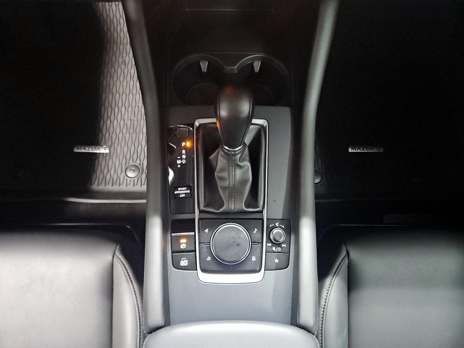 Thumbnail: 2021 Mazda Mazda3 - 17