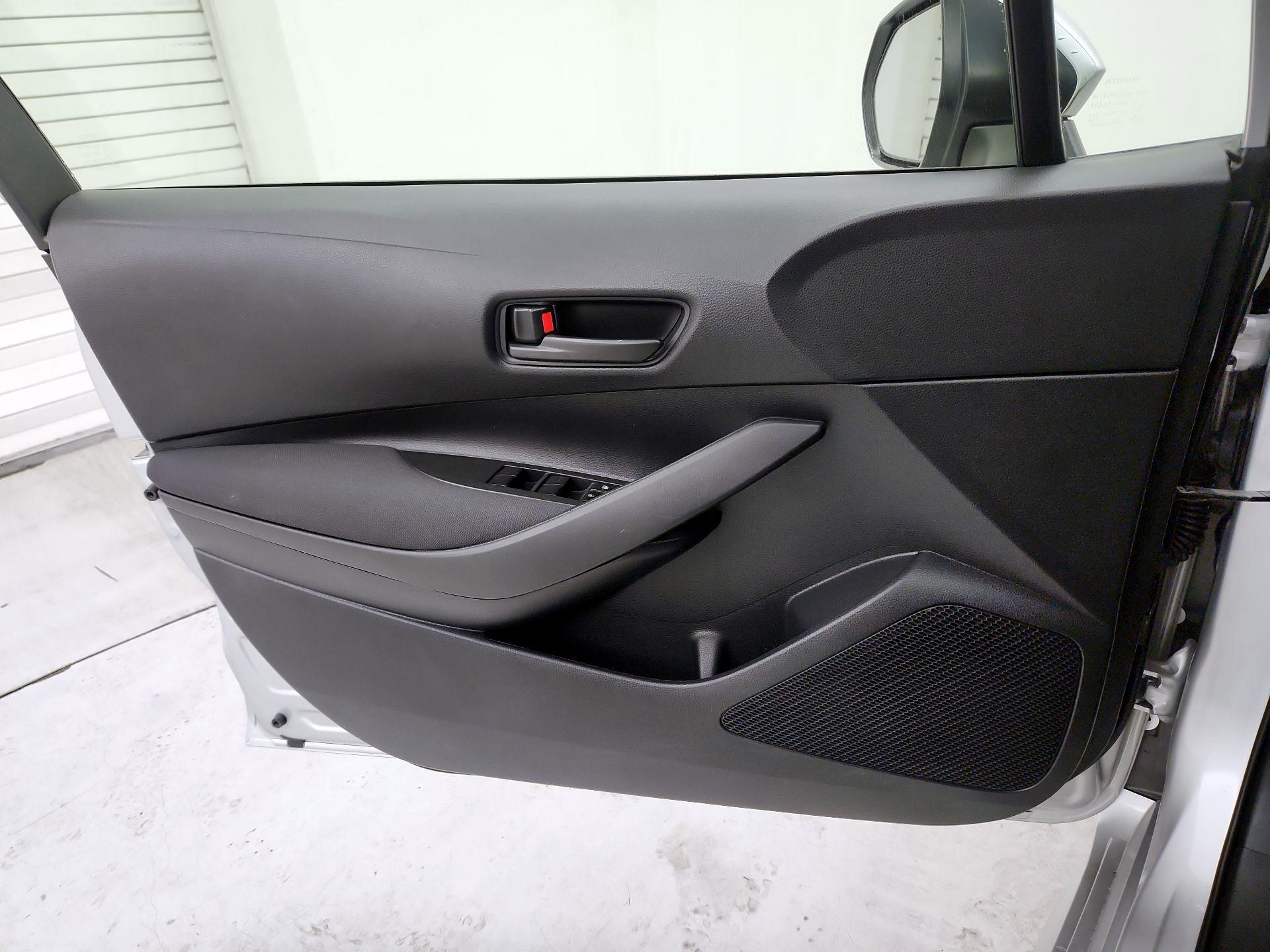 Thumbnail: 2022 Toyota Corolla - 12