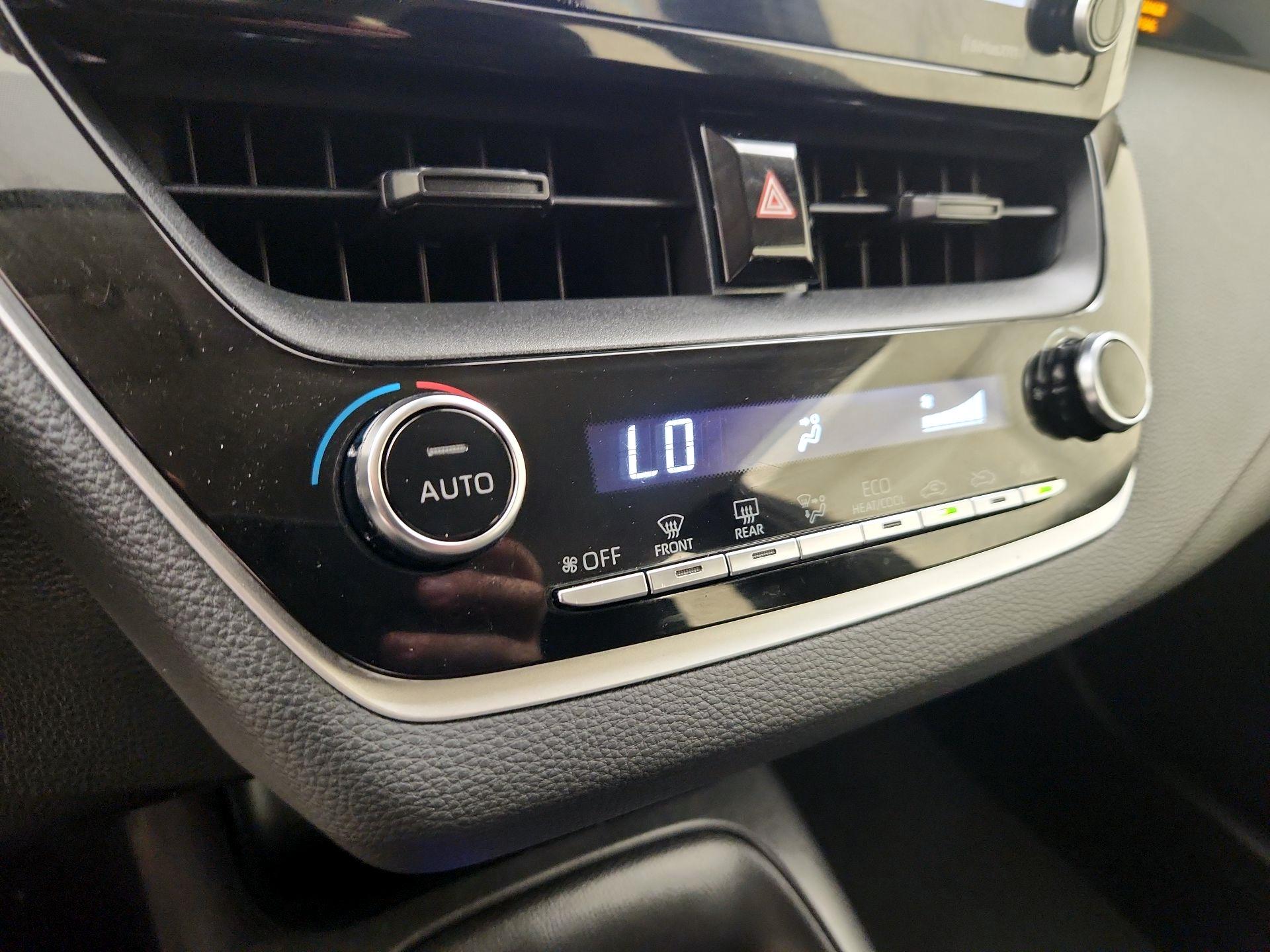 Thumbnail: 2022 Toyota Corolla - 16