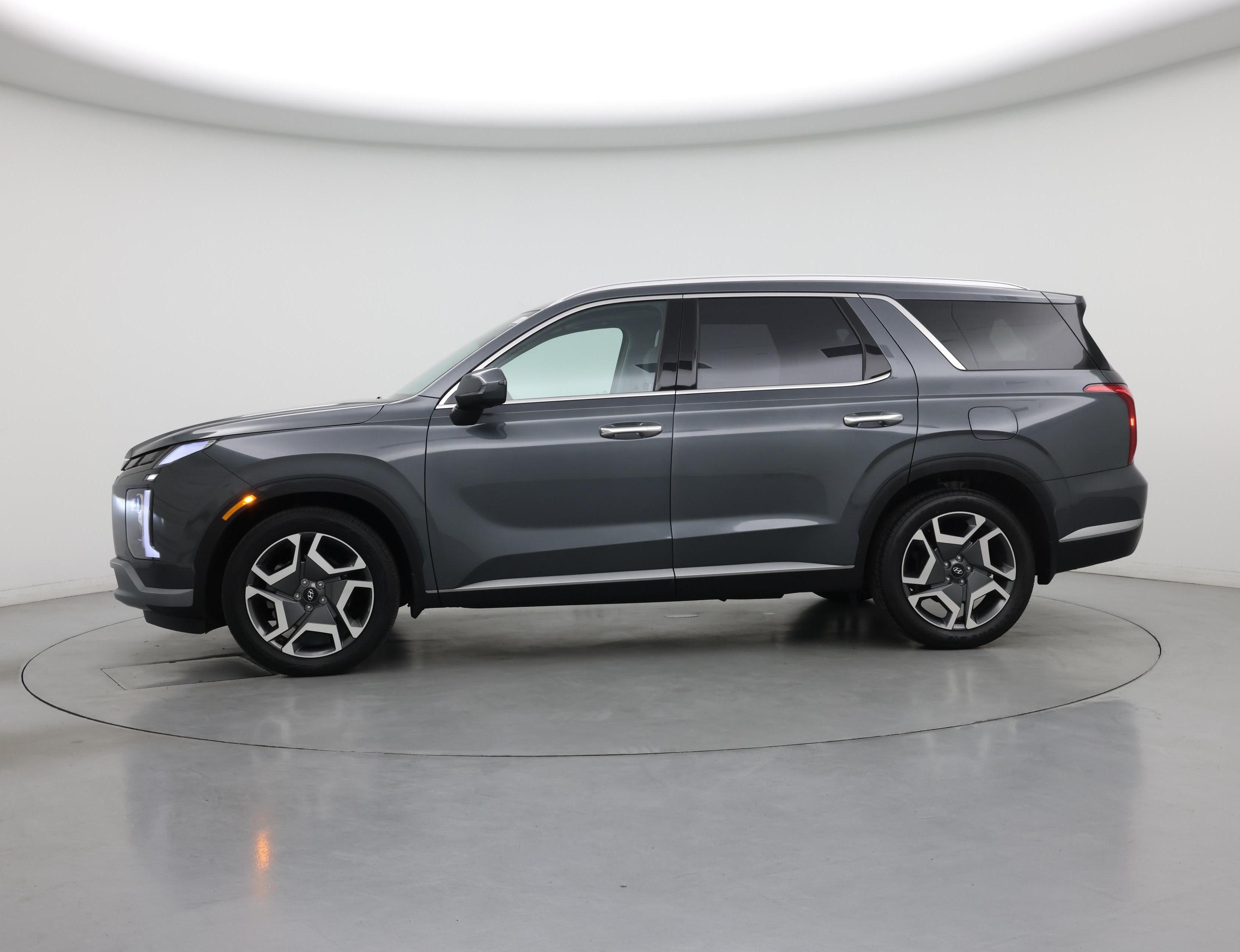 Thumbnail: 2023 Hyundai Palisade - 3