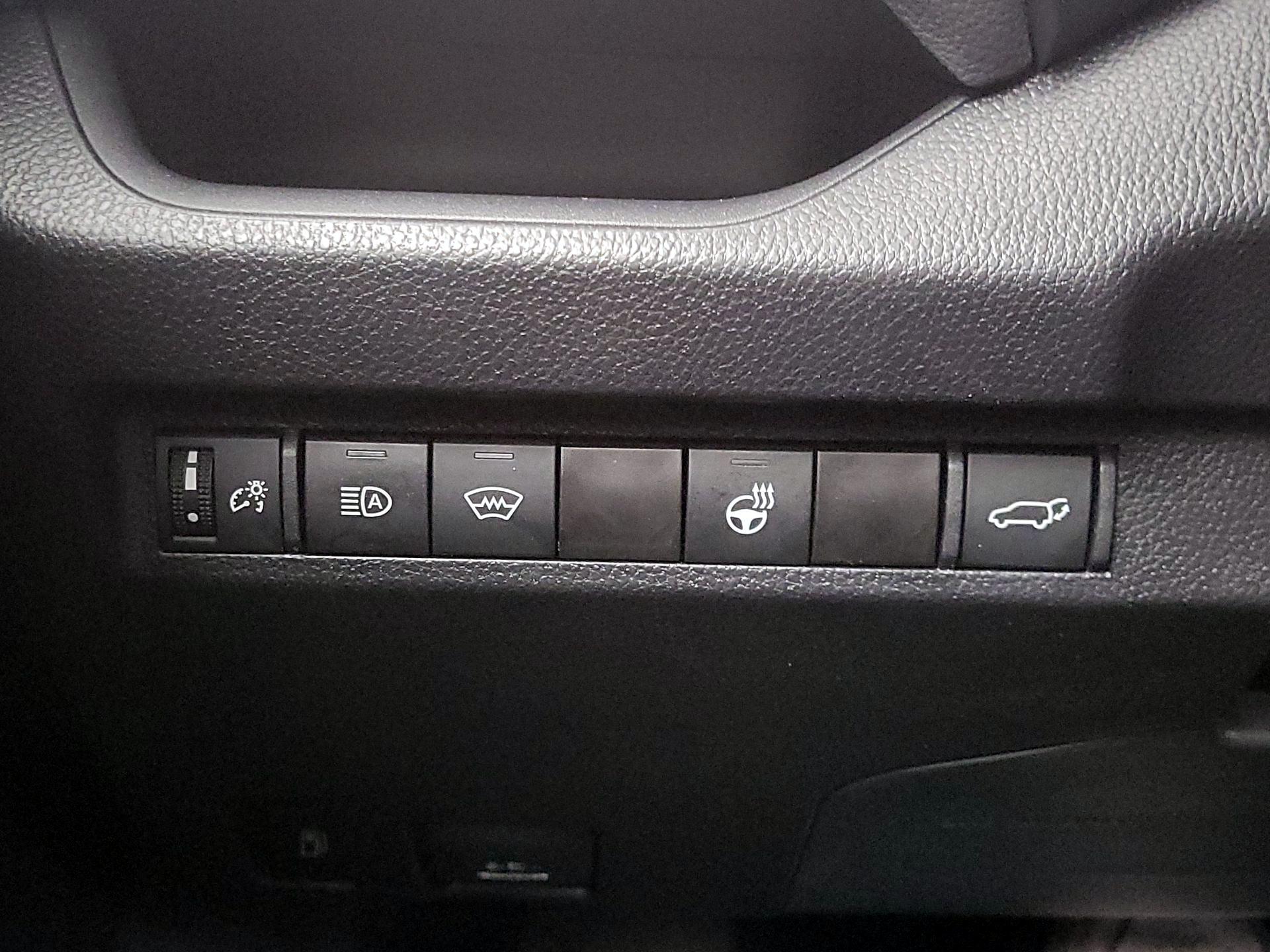 Thumbnail: 2024 Toyota RAV4 - 13