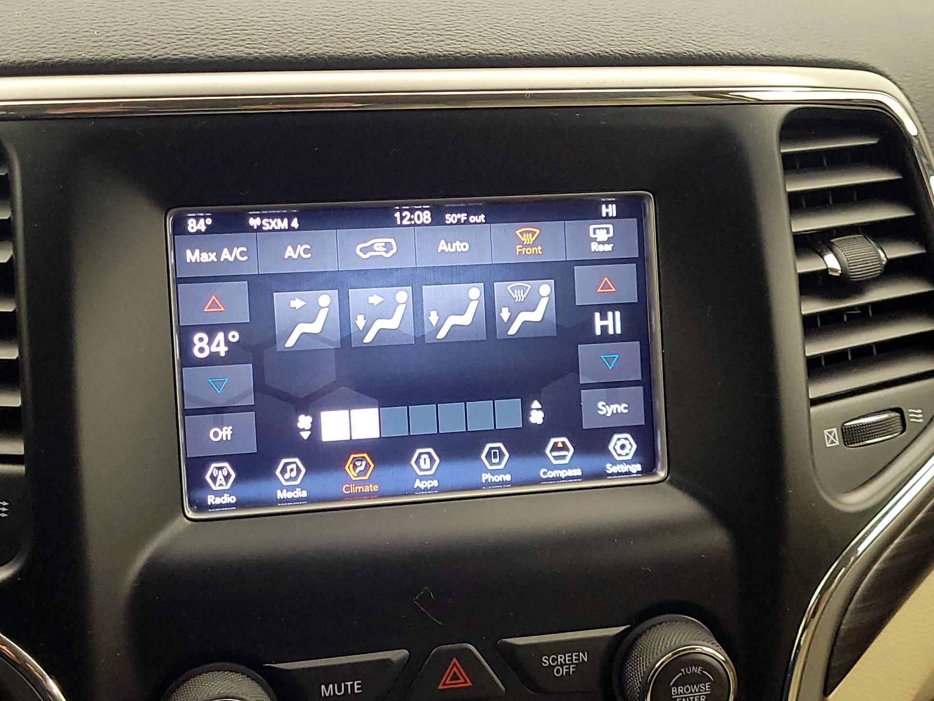 Thumbnail: 2020 Jeep Grand Cherokee - 16