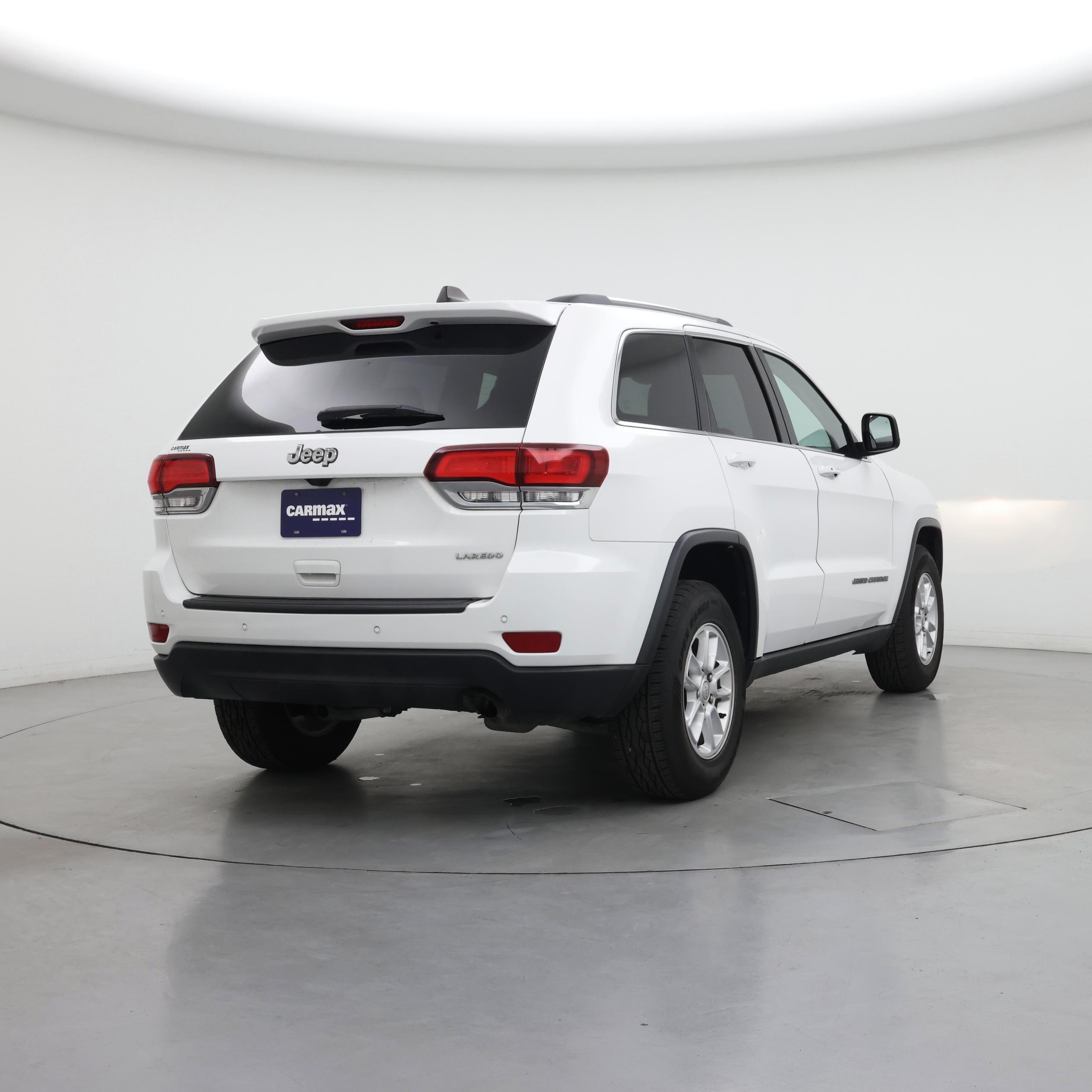 Thumbnail: 2020 Jeep Grand Cherokee - 8