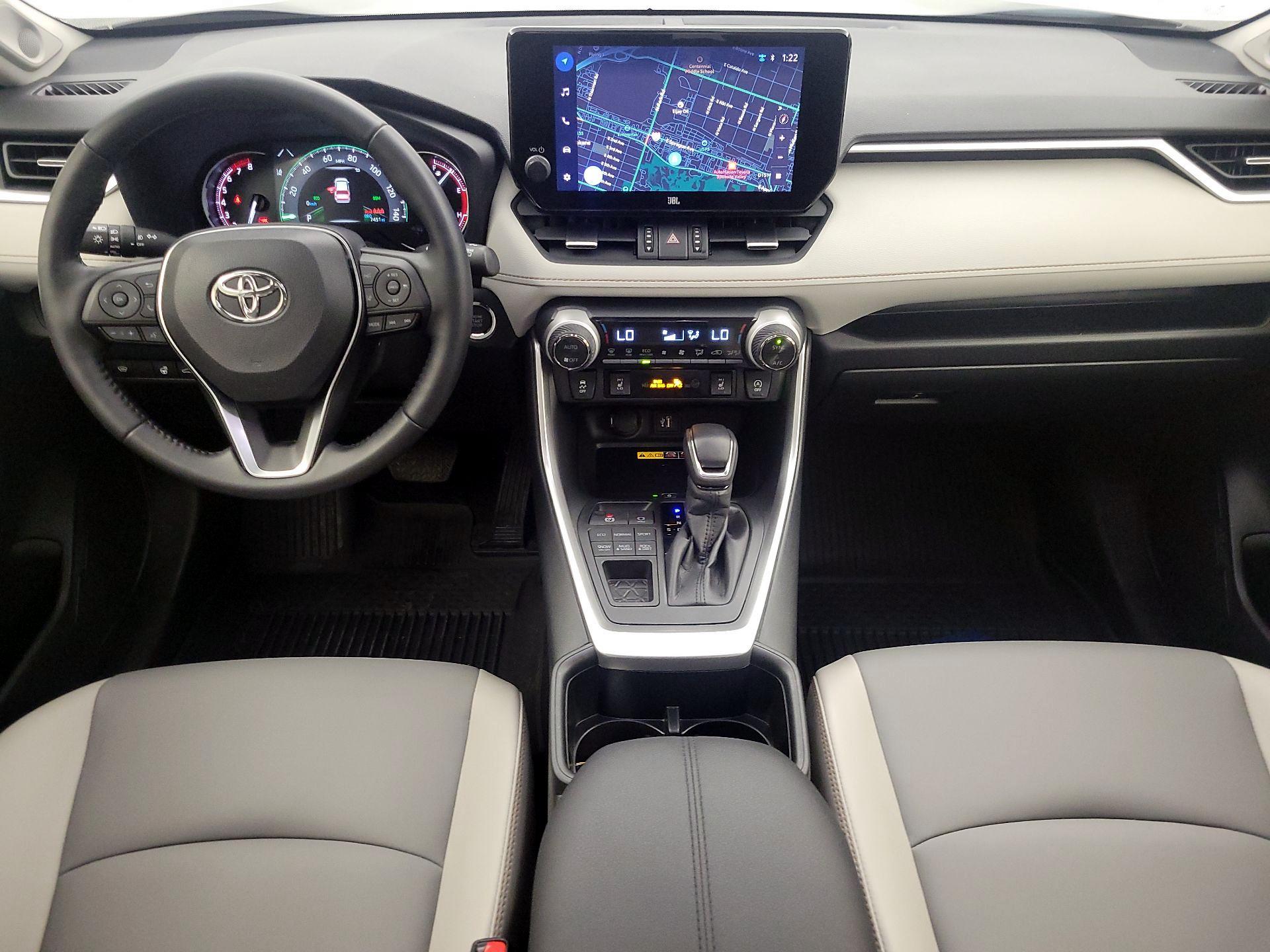 Thumbnail: 2025 Toyota RAV4 - 9