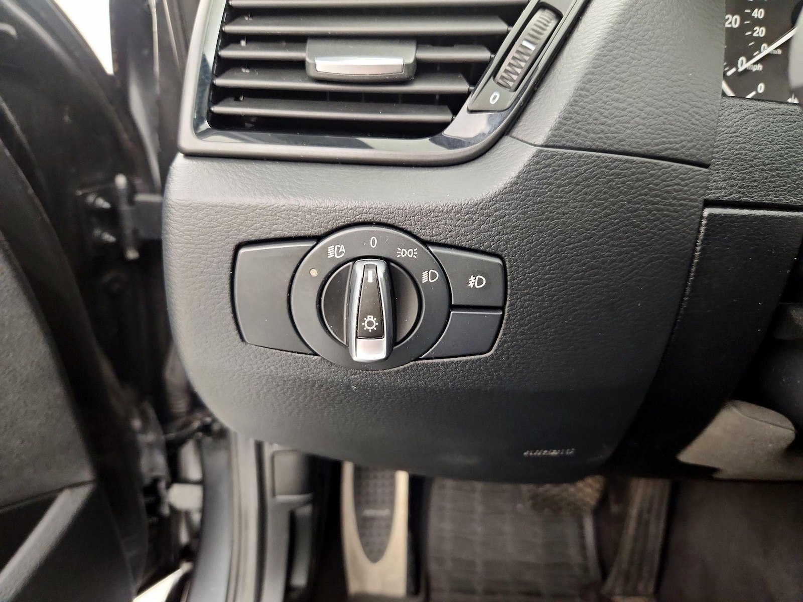 2015 BMW X1 28i - Photo 14
