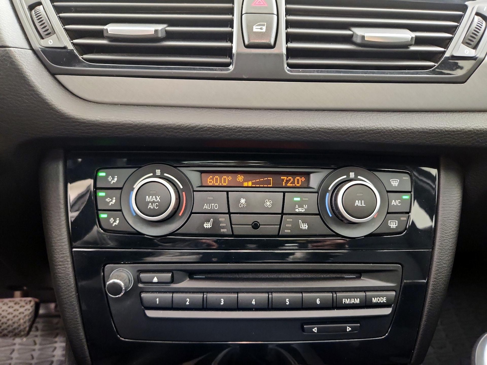 2015 BMW X1 28i - Photo 18