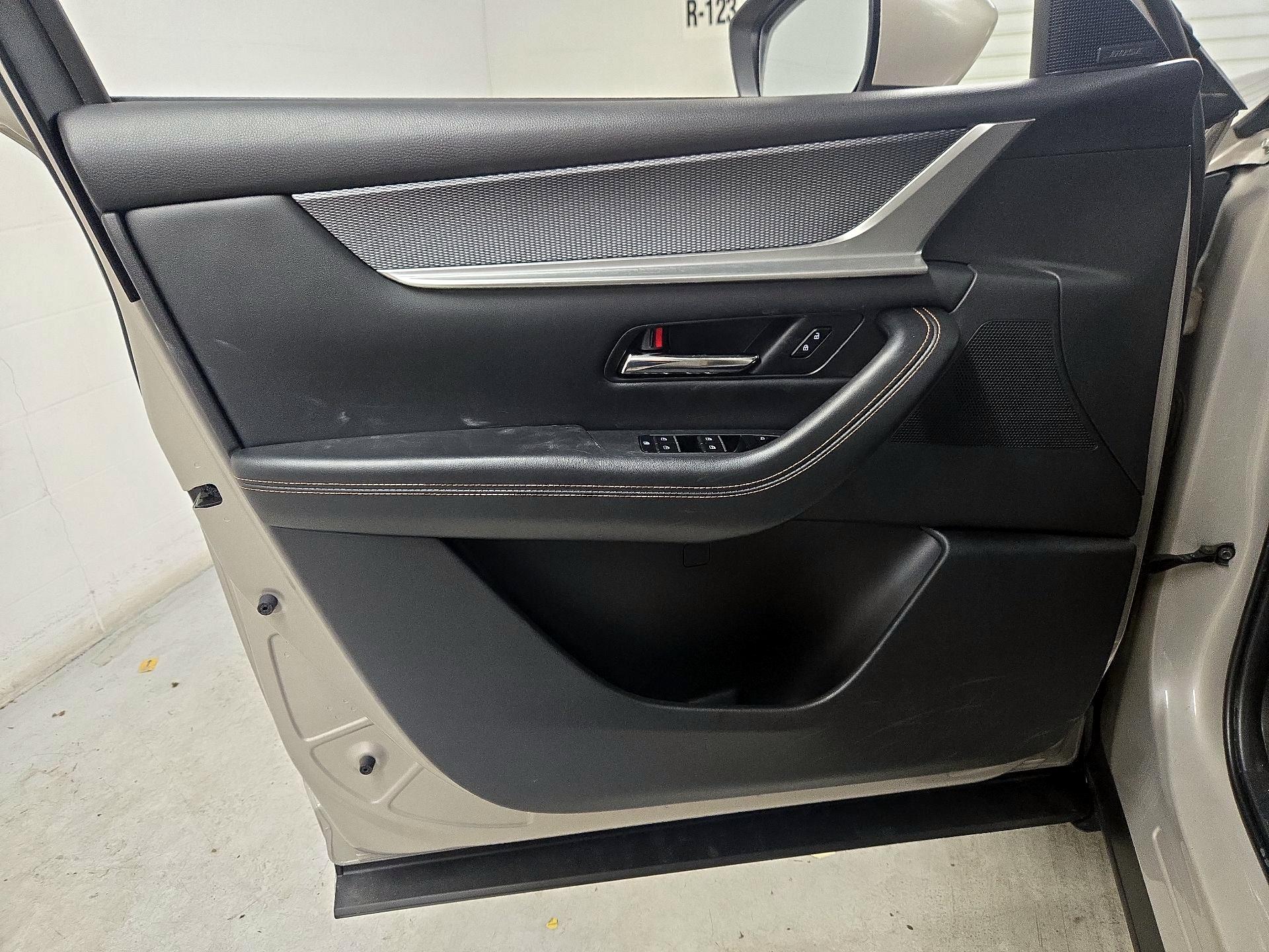 Thumbnail: 2024 Mazda CX-90 - 12