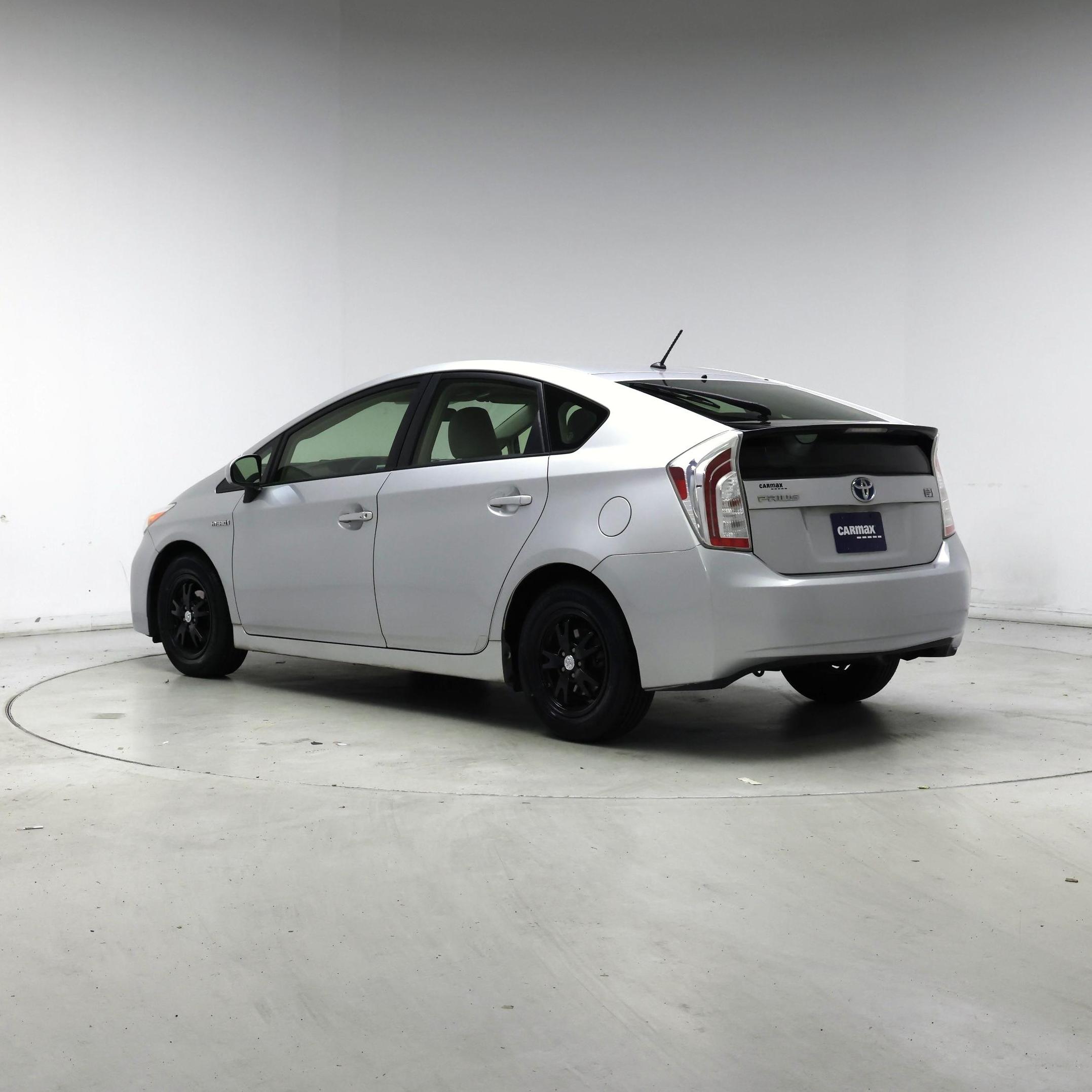 Thumbnail: 2014 Toyota Prius - 2