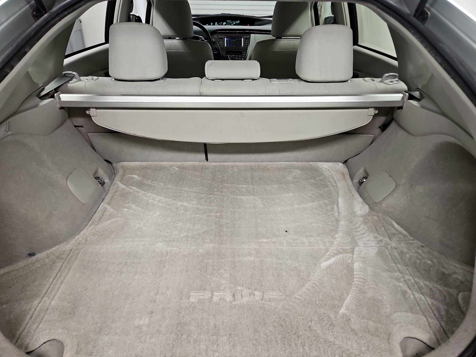 Thumbnail: 2014 Toyota Prius - 19