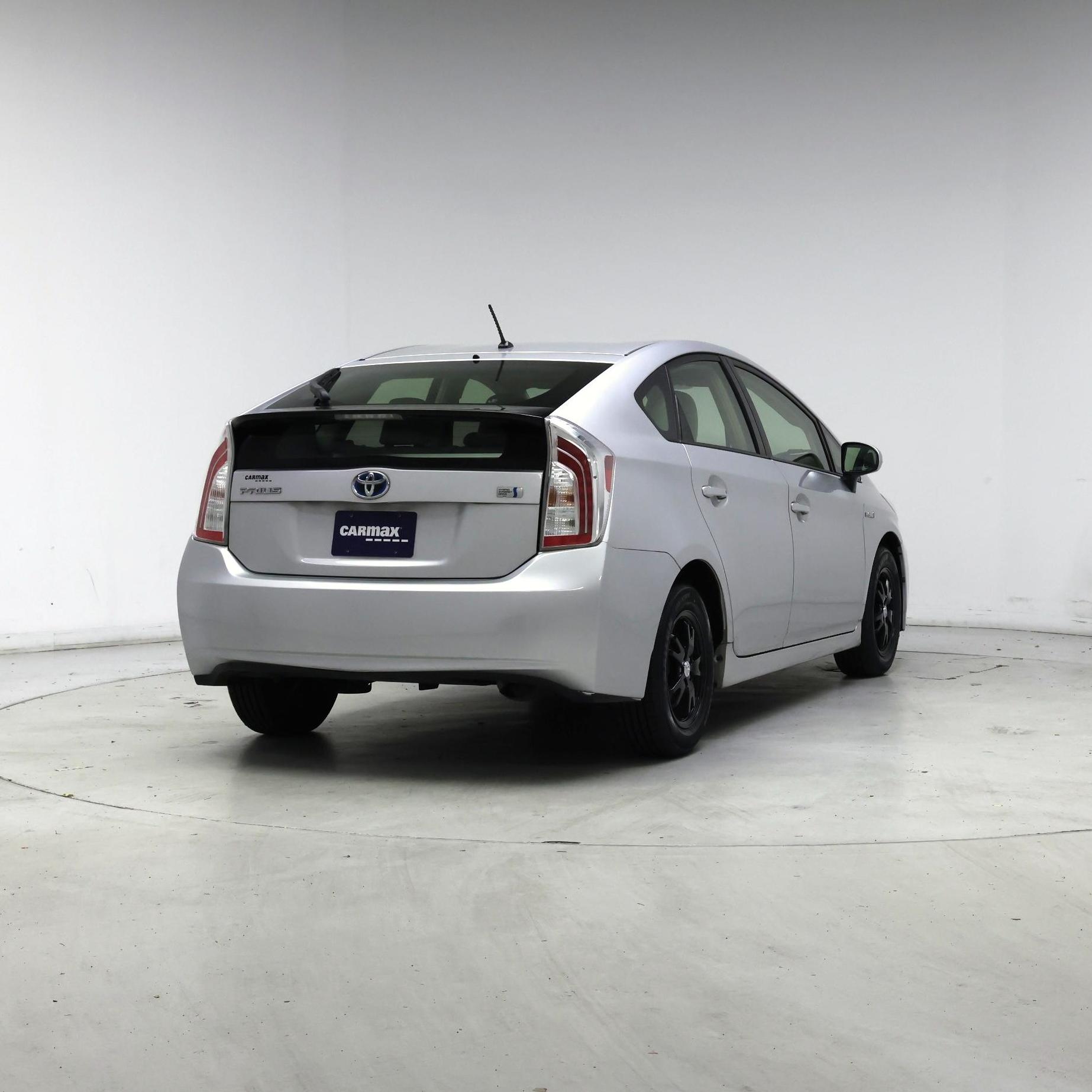 Thumbnail: 2014 Toyota Prius - 8