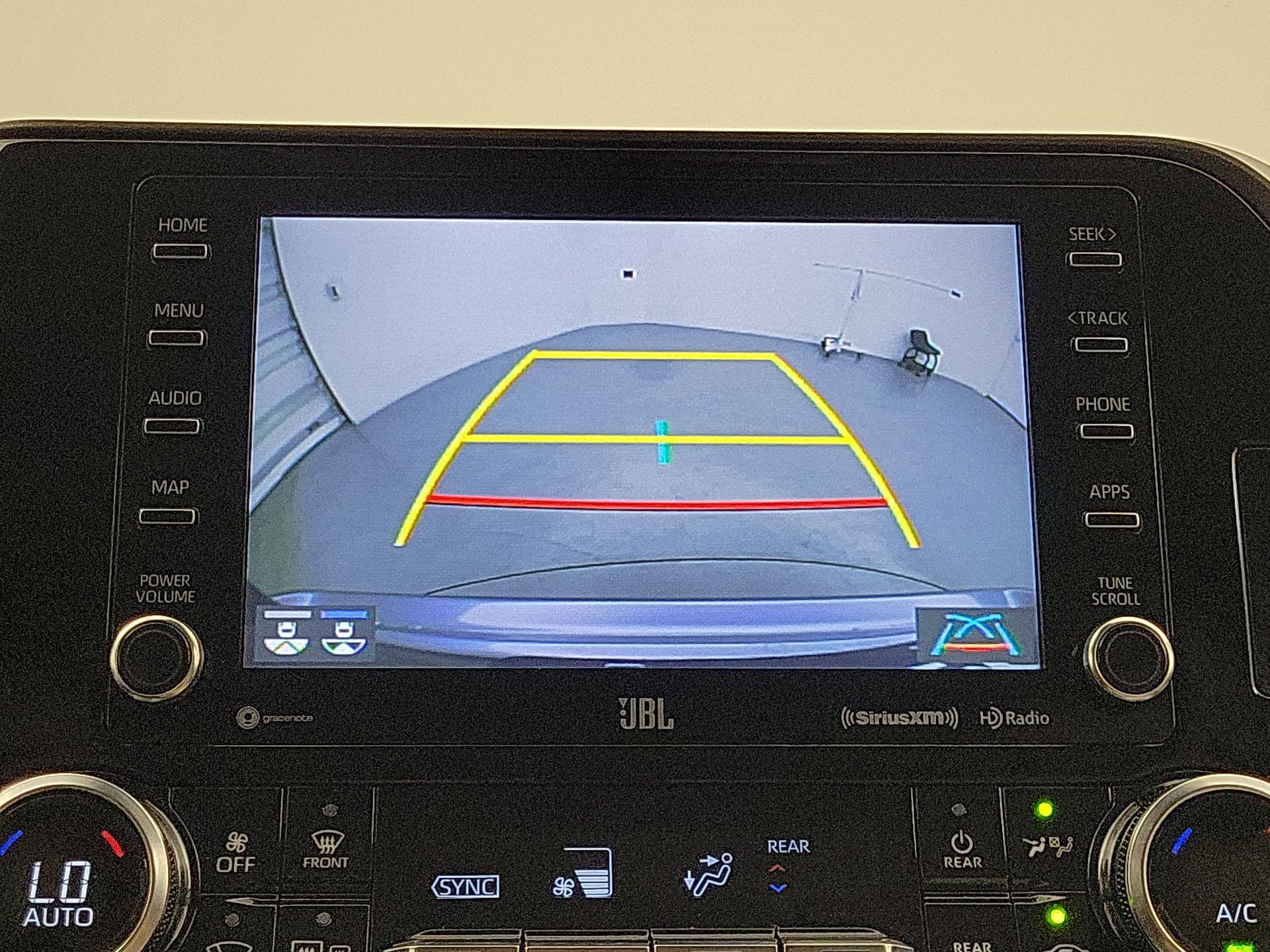 Thumbnail: 2022 Toyota Highlander - 15