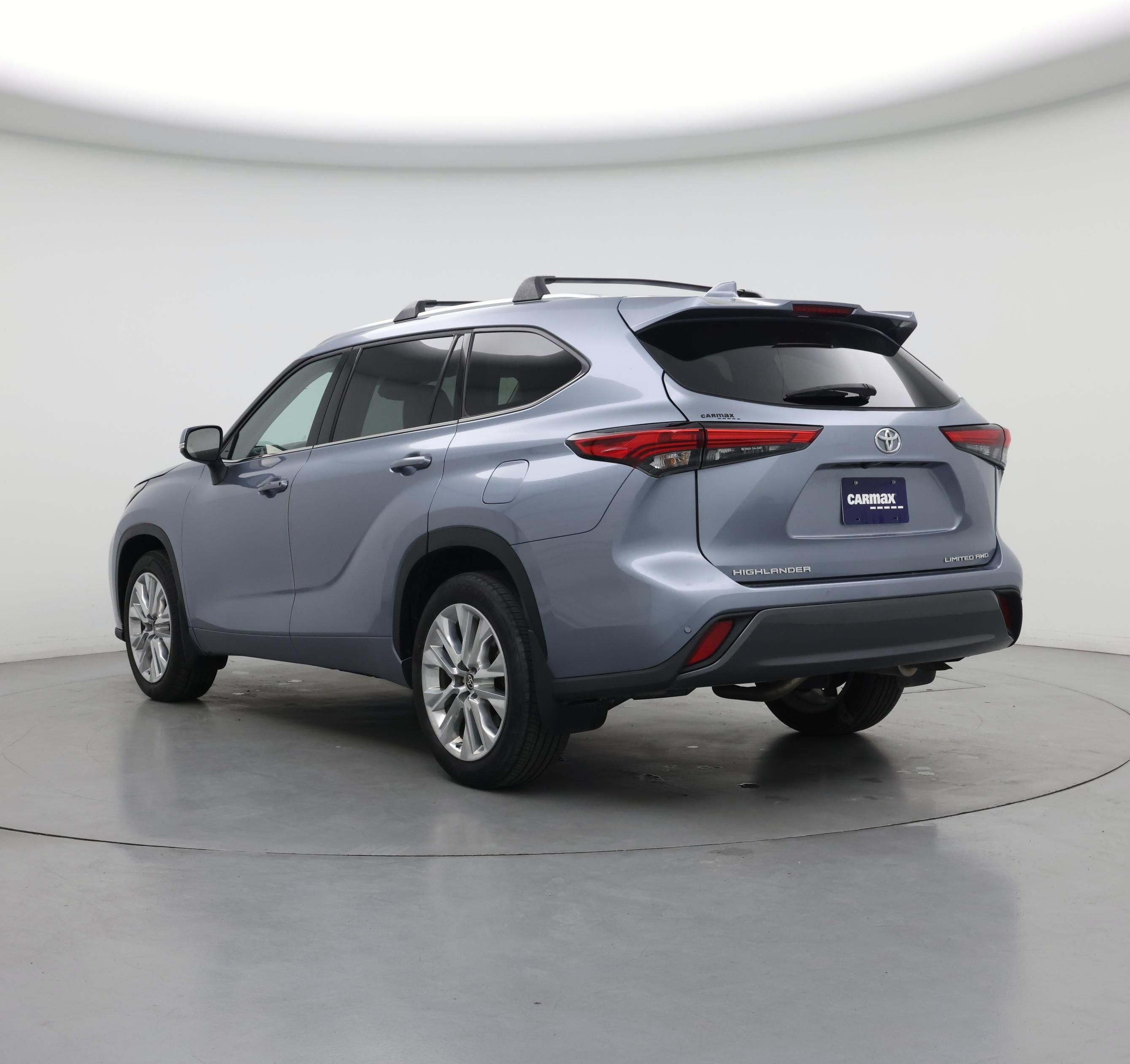 Thumbnail: 2022 Toyota Highlander - 2