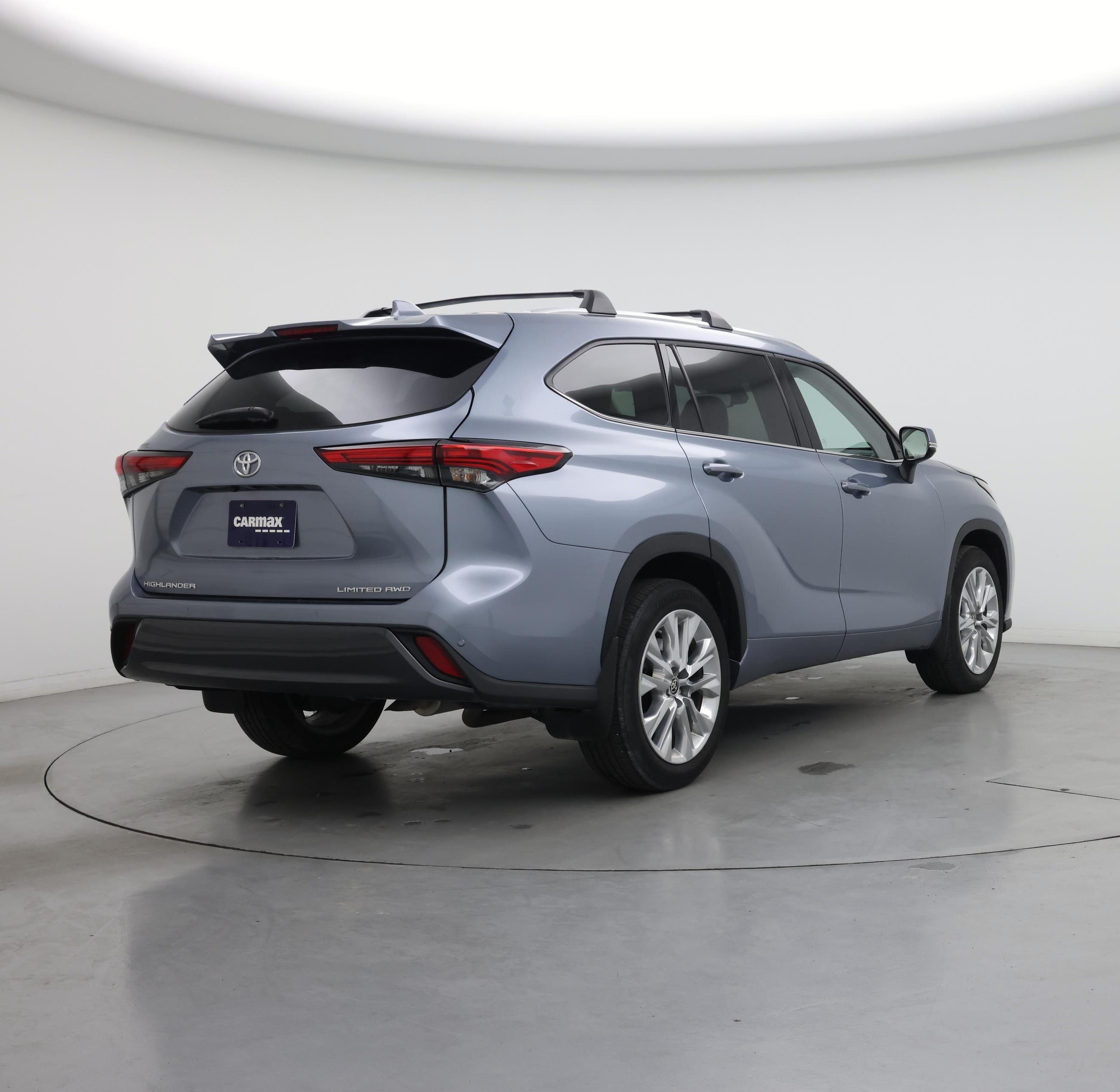 Thumbnail: 2022 Toyota Highlander - 8