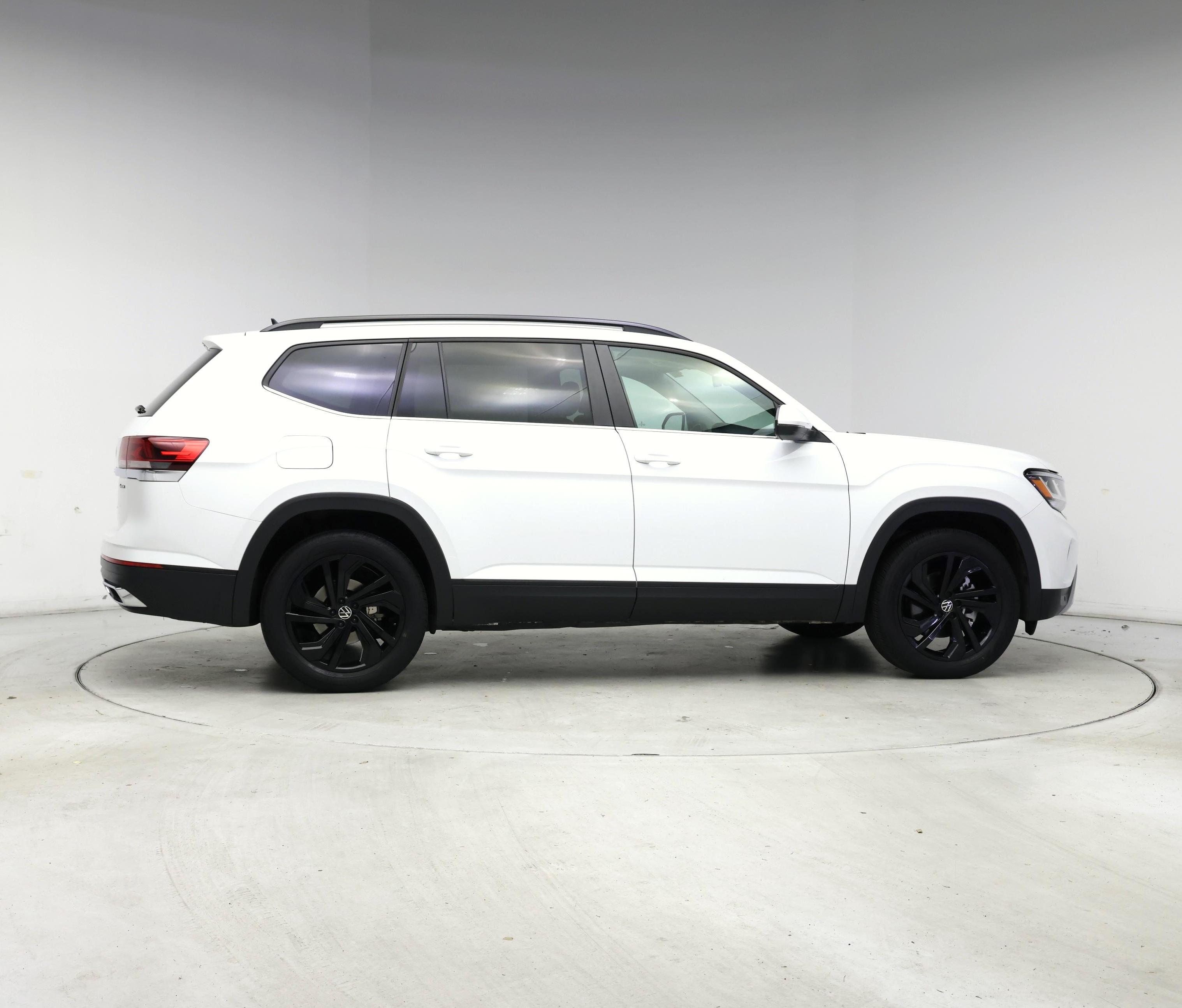 Thumbnail: 2023 Volkswagen Atlas - 7