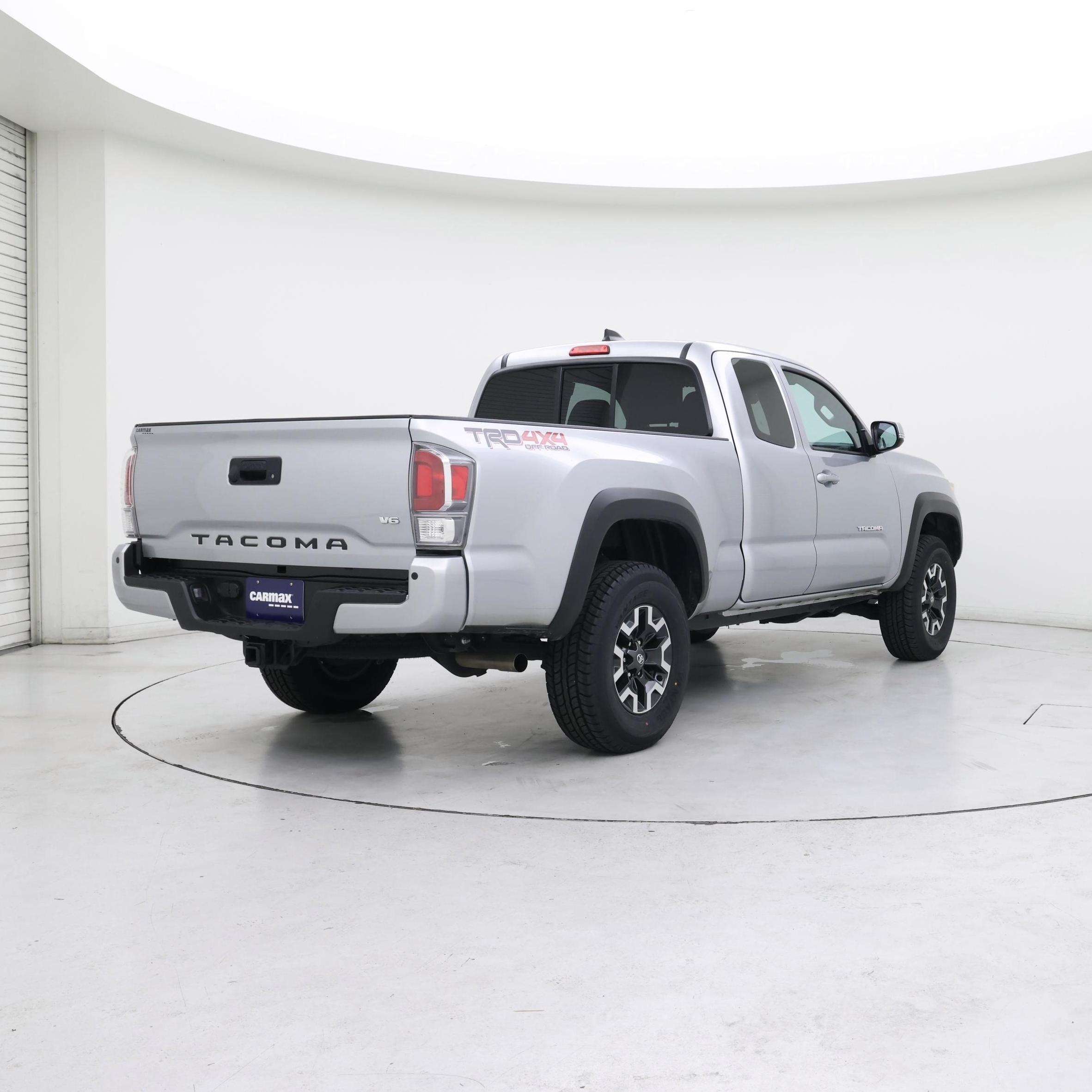 Thumbnail: 2022 Toyota Tacoma - 8