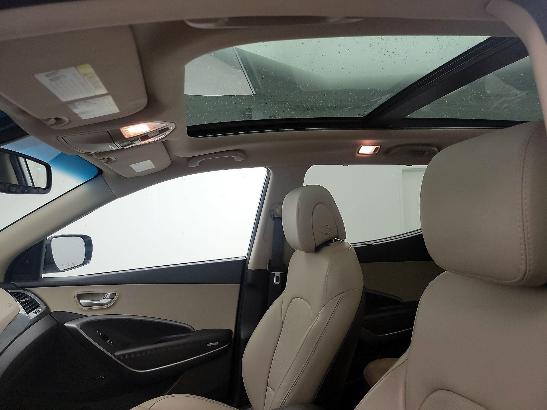 Thumbnail: 2017 Hyundai Santa Fe - 20