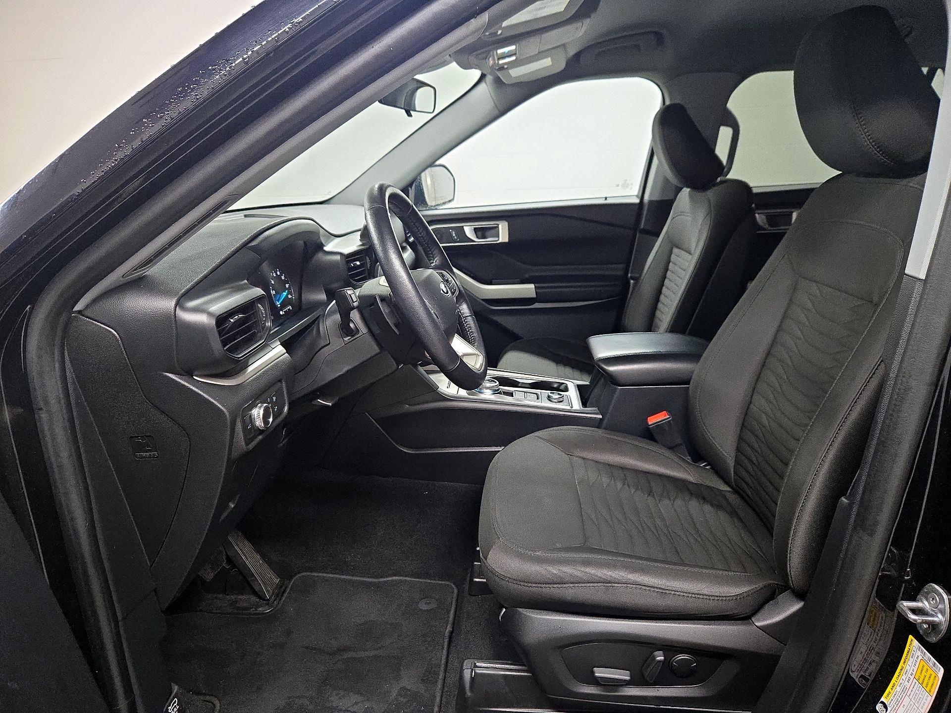 Thumbnail: 2020 Ford Explorer - 11