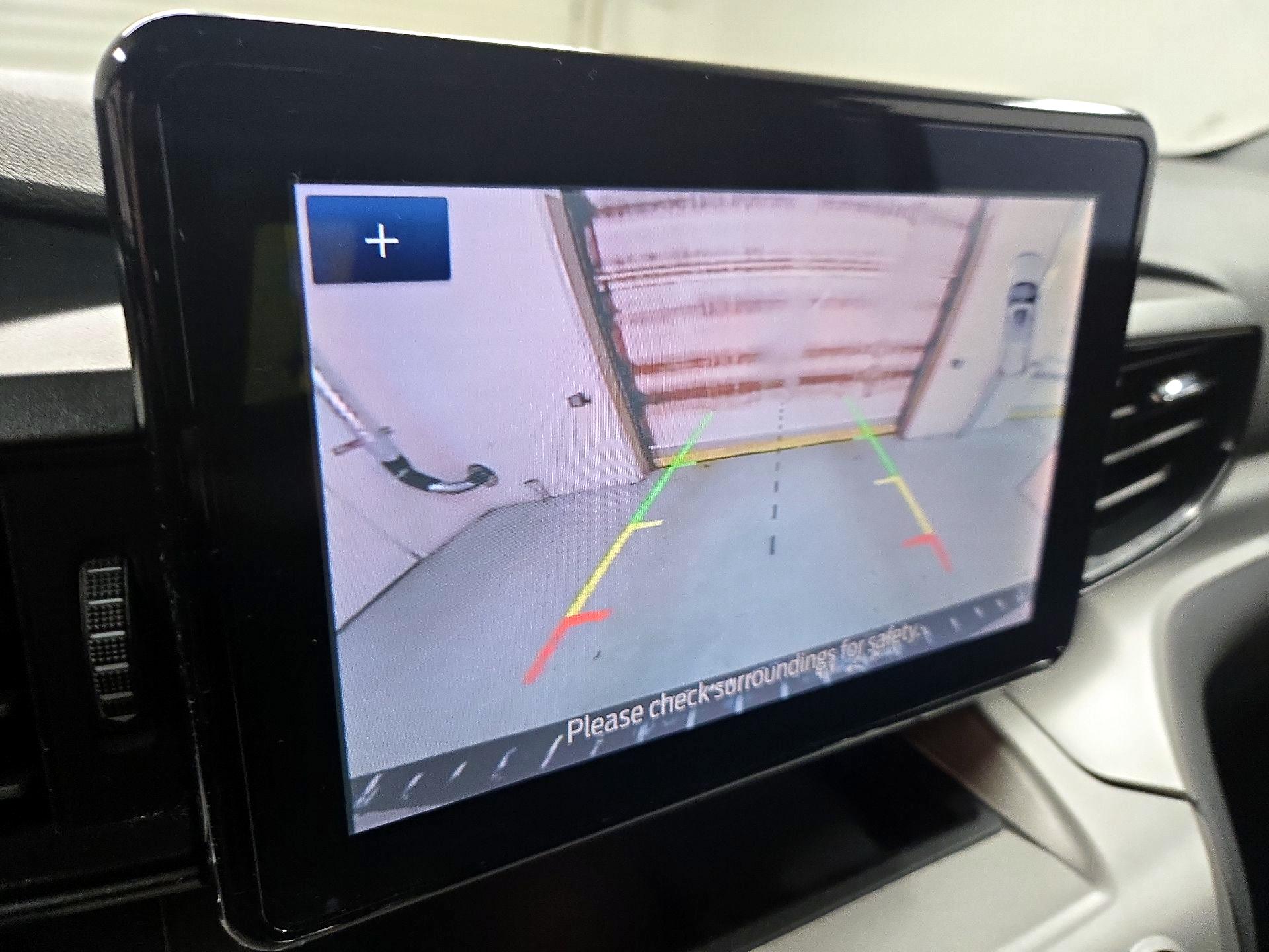 Thumbnail: 2020 Ford Explorer - 14