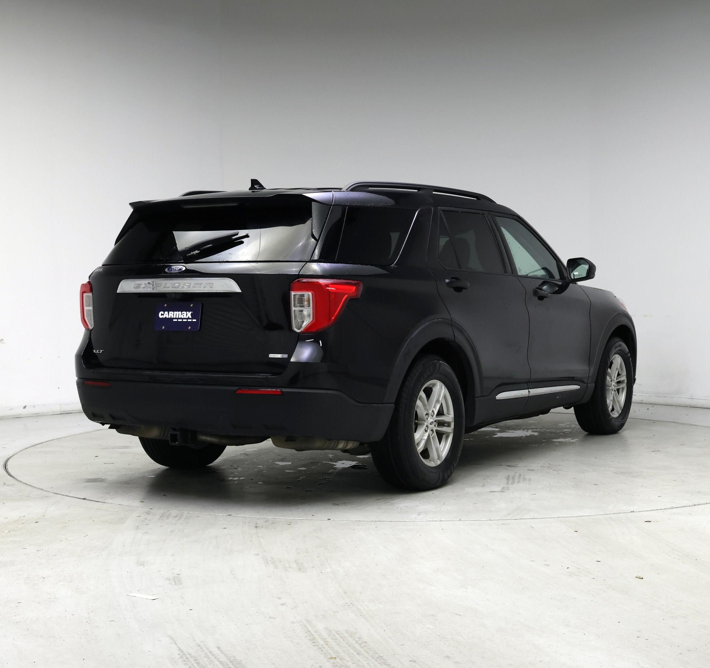 Thumbnail: 2020 Ford Explorer - 8