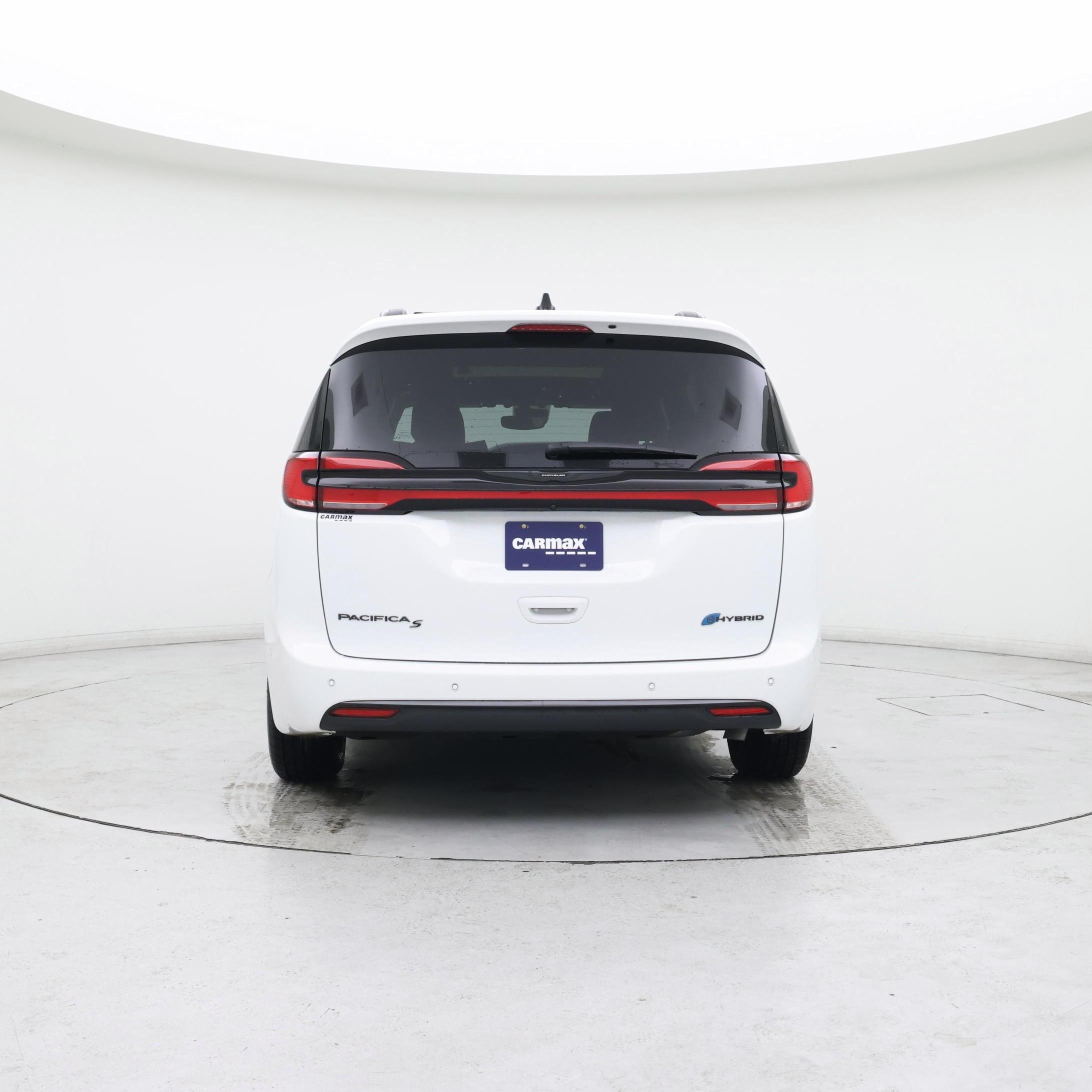 Thumbnail: 2023 Chrysler Pacifica - 6