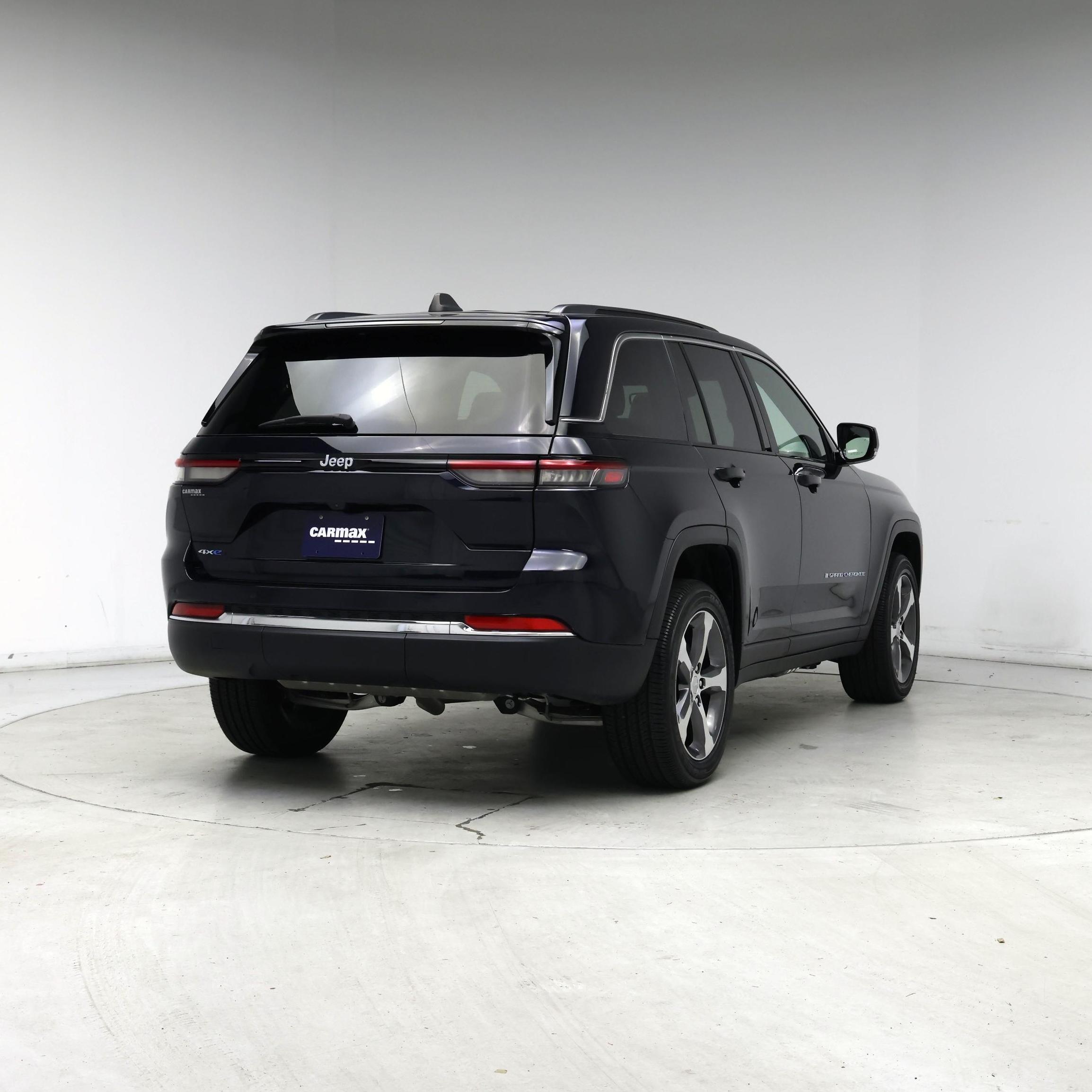 Thumbnail: 2024 Jeep Grand Cherokee - 8