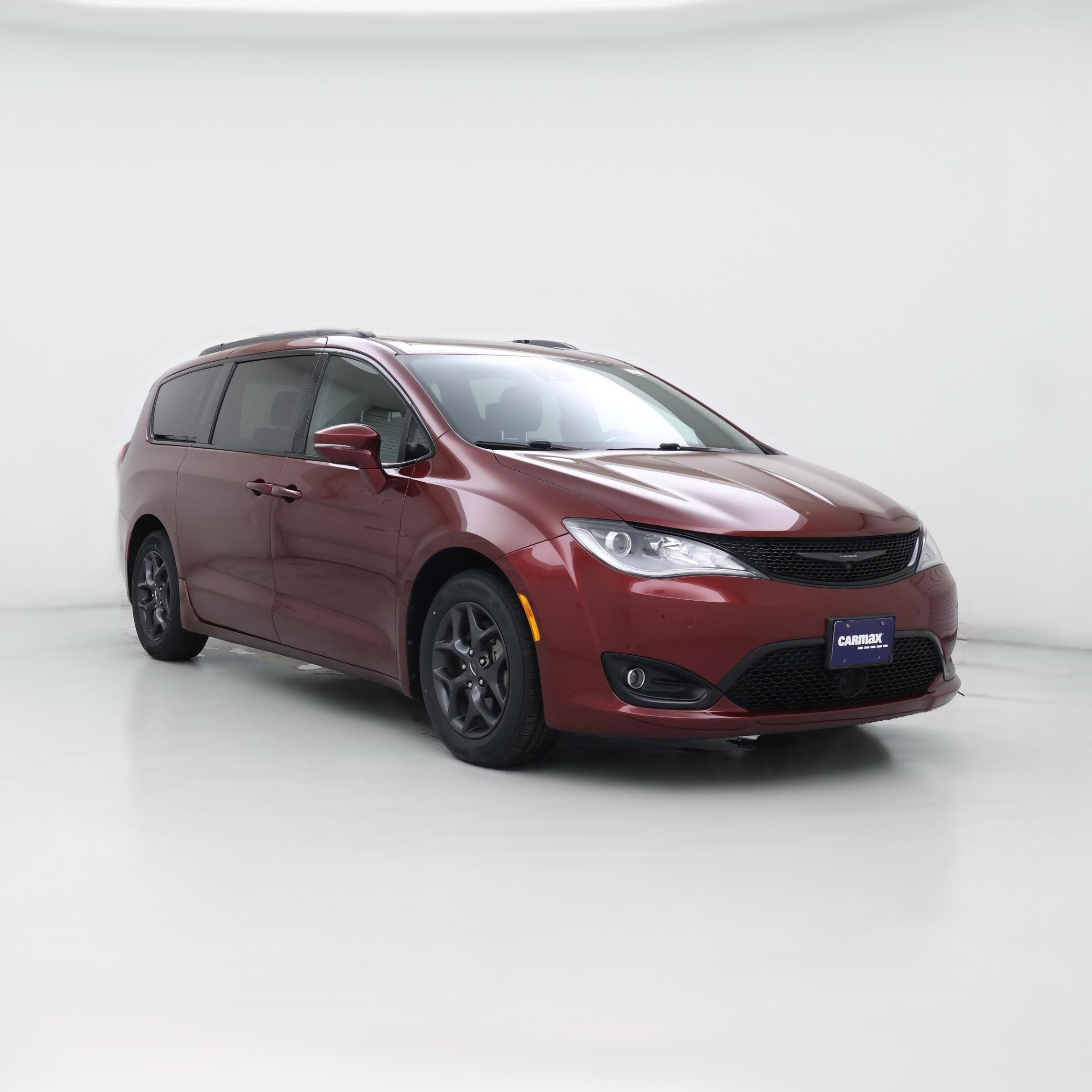 Thumbnail: 2018 Chrysler Pacifica - 1