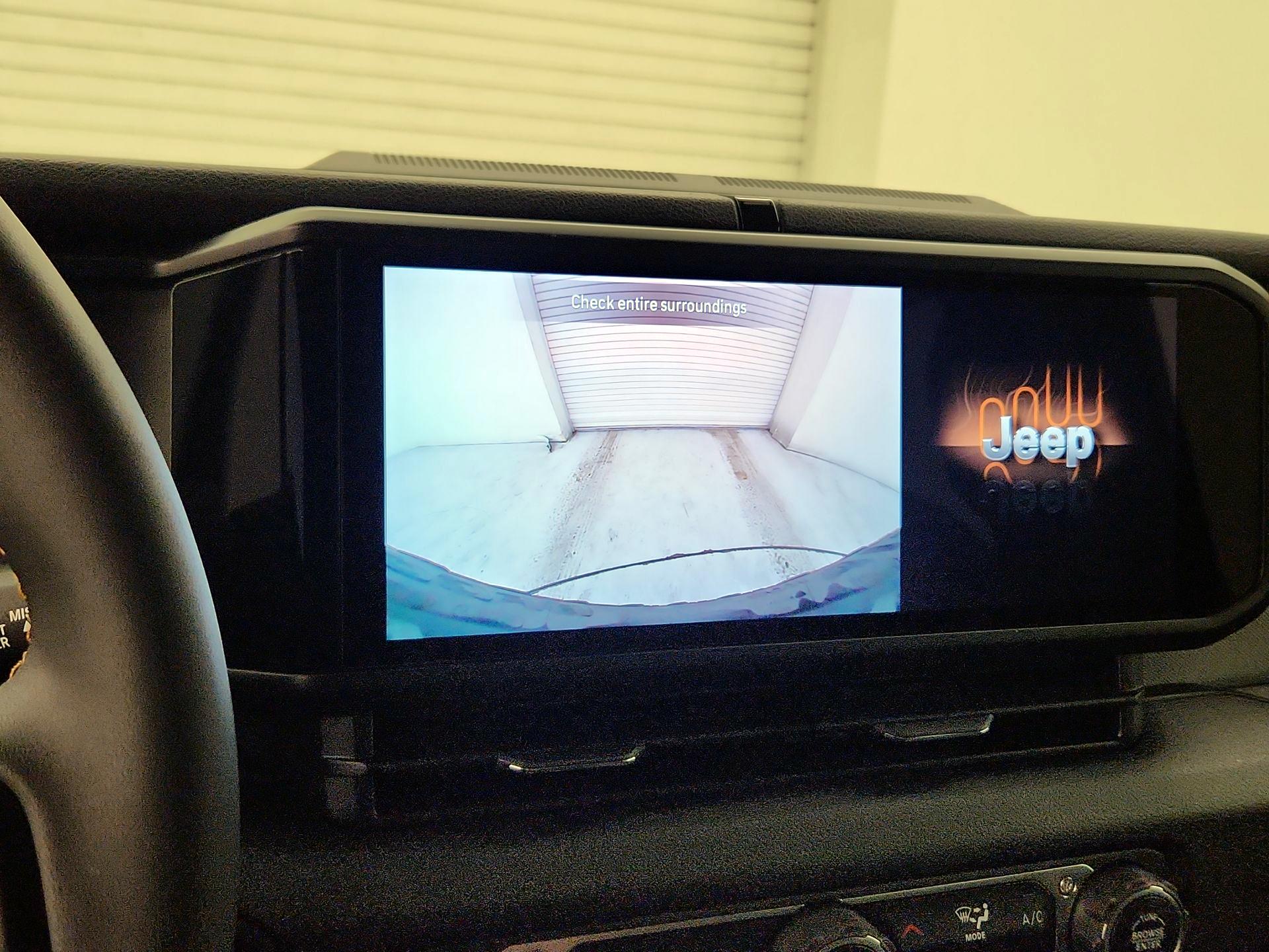 Thumbnail: 2024 Jeep Wrangler - 14