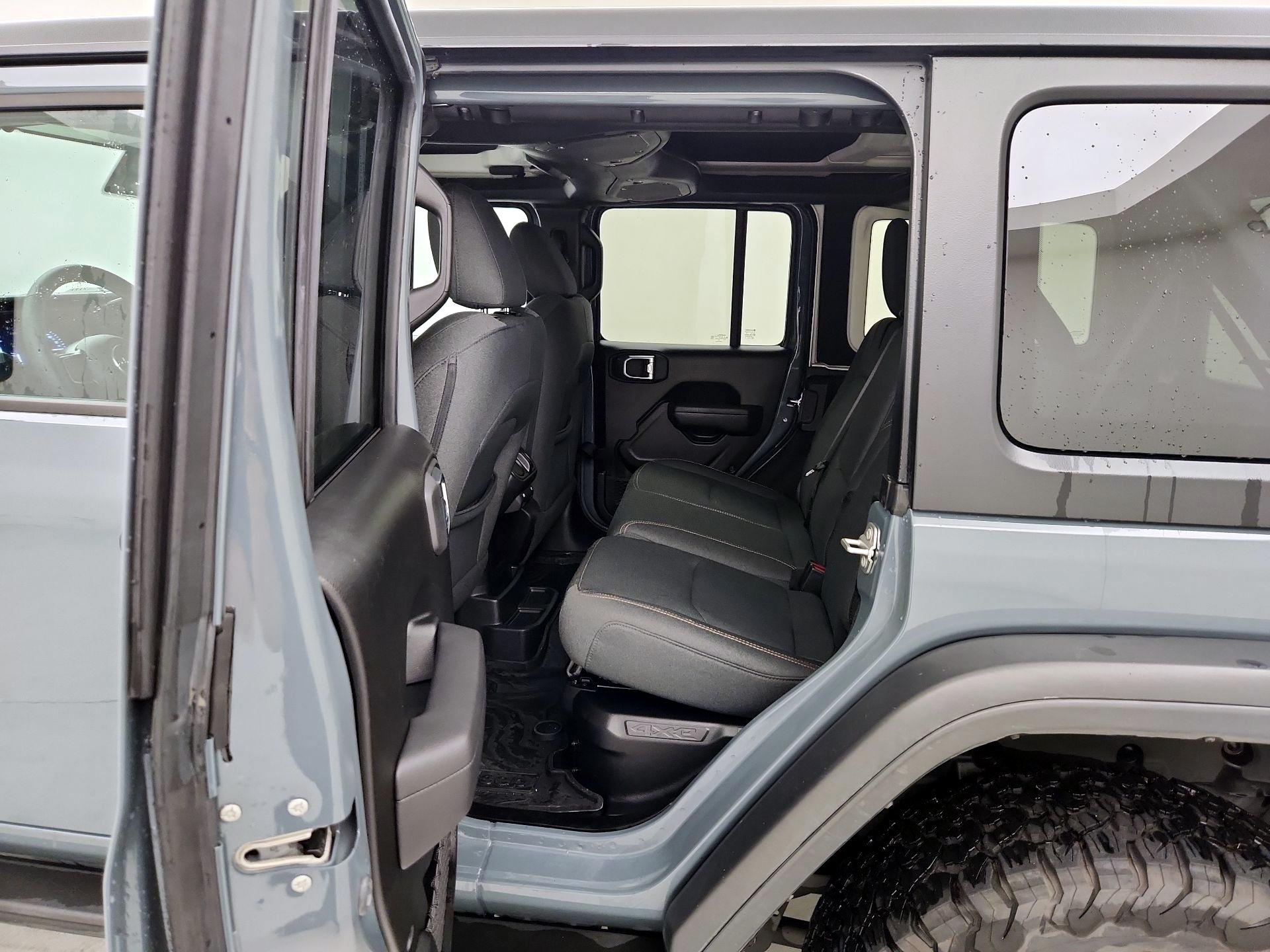 Thumbnail: 2024 Jeep Wrangler - 19