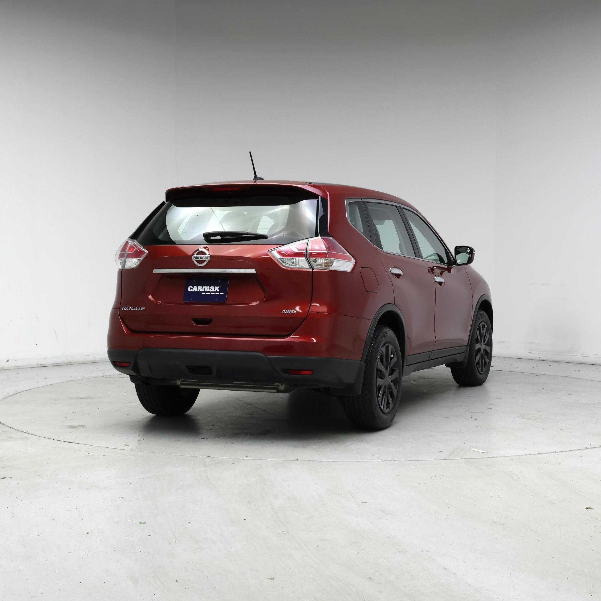 Thumbnail: 2015 Nissan Rogue - 8