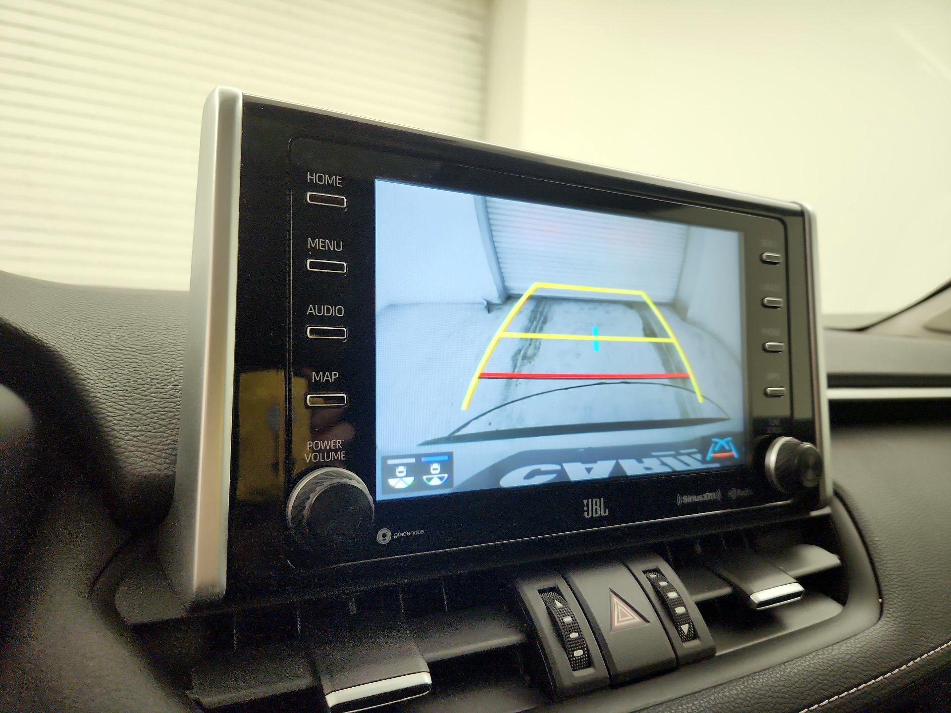 Thumbnail: 2021 Toyota RAV4 - 15