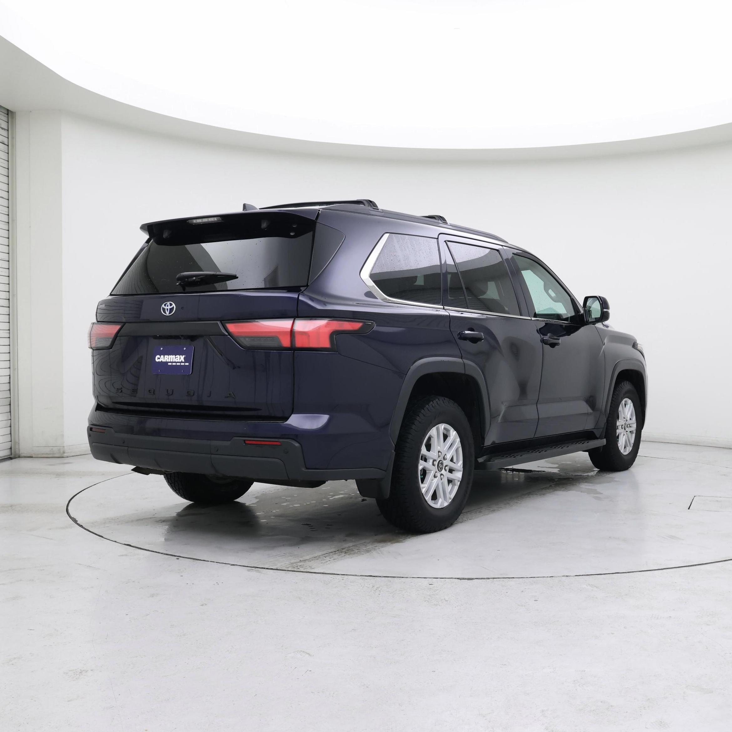 Thumbnail: 2024 Toyota Sequoia - 8