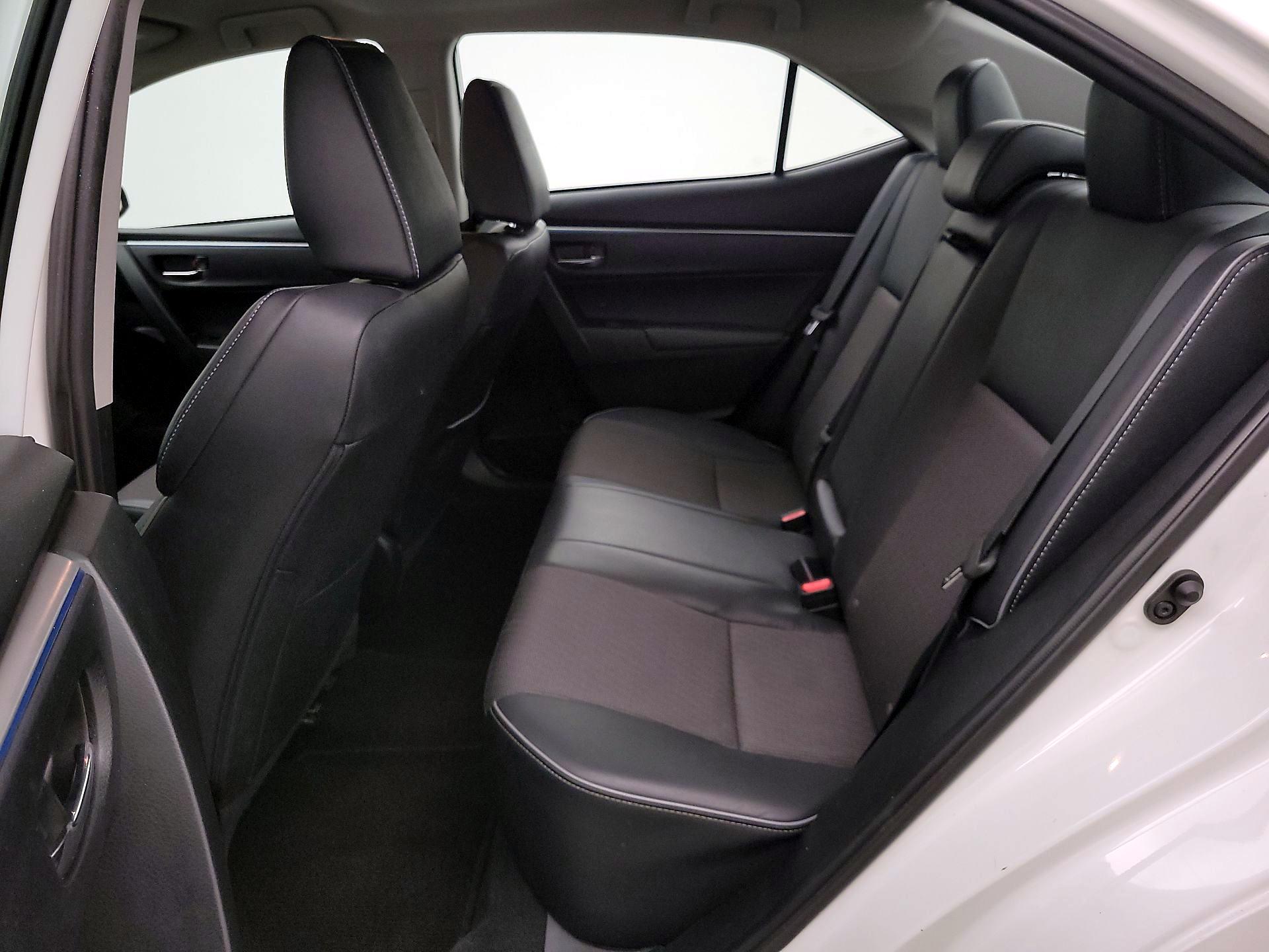 Thumbnail: 2015 Toyota Corolla - 19