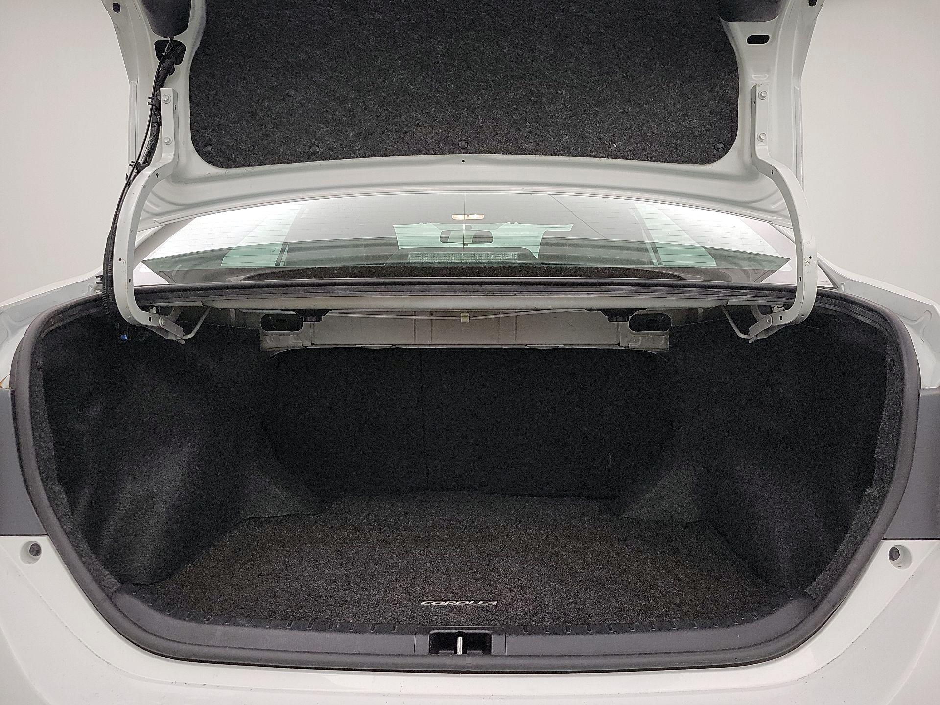 Thumbnail: 2015 Toyota Corolla - 20