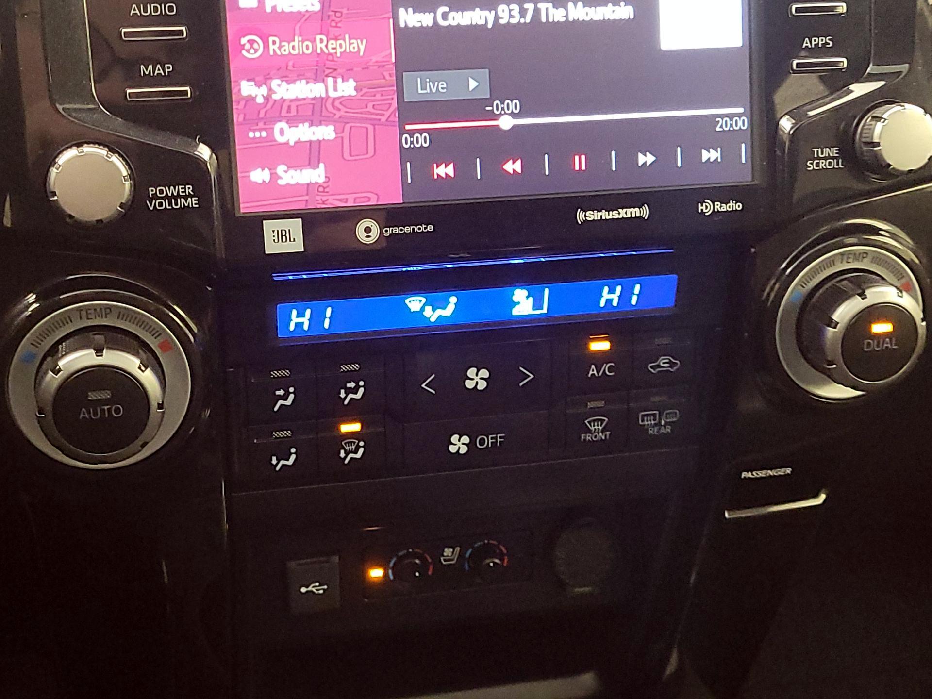 Thumbnail: 2021 Toyota 4Runner - 17