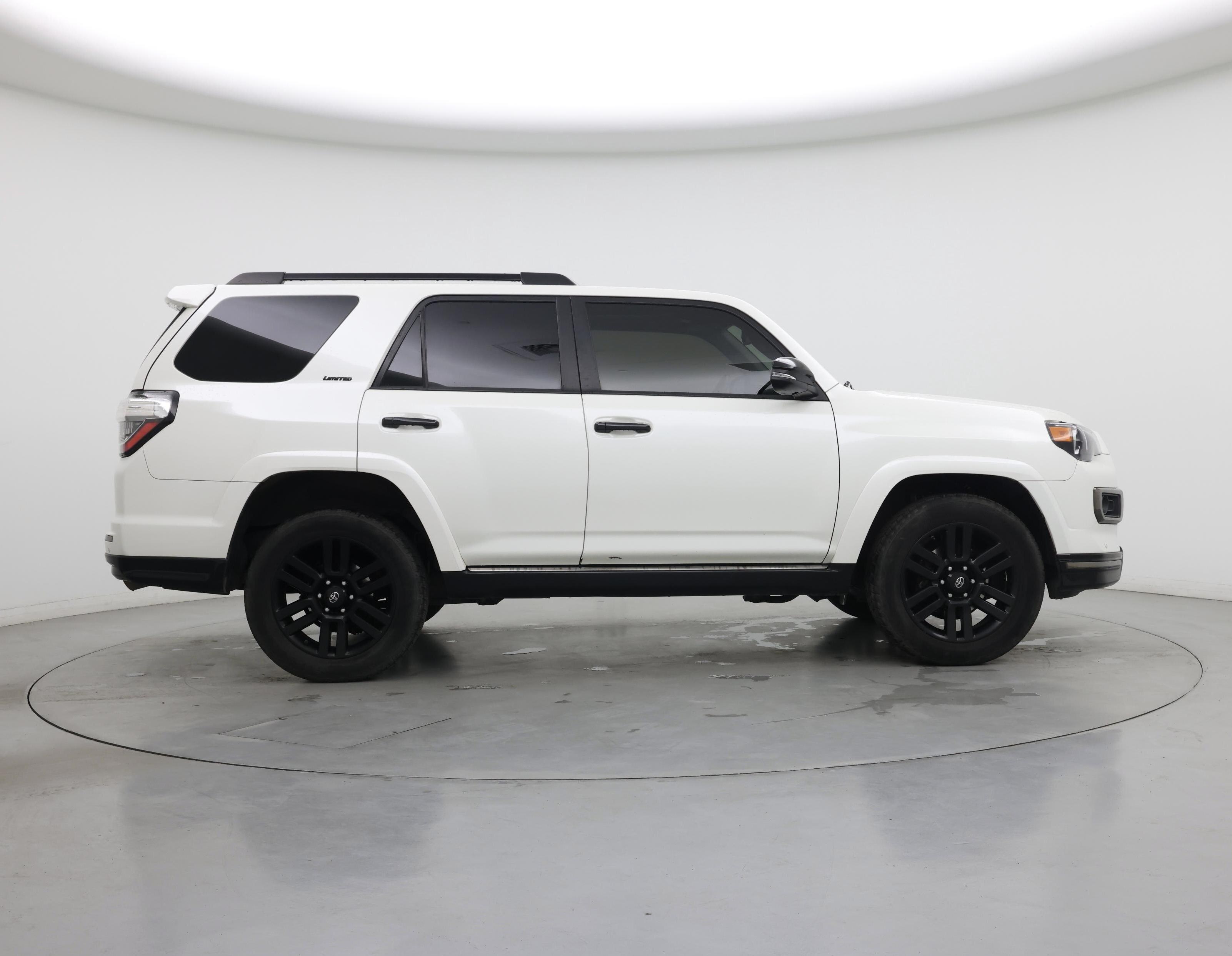Thumbnail: 2021 Toyota 4Runner - 7