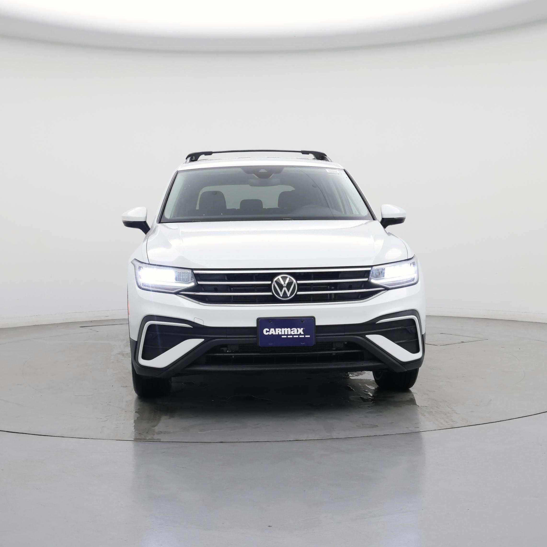 Thumbnail: 2022 Volkswagen Tiguan - 5