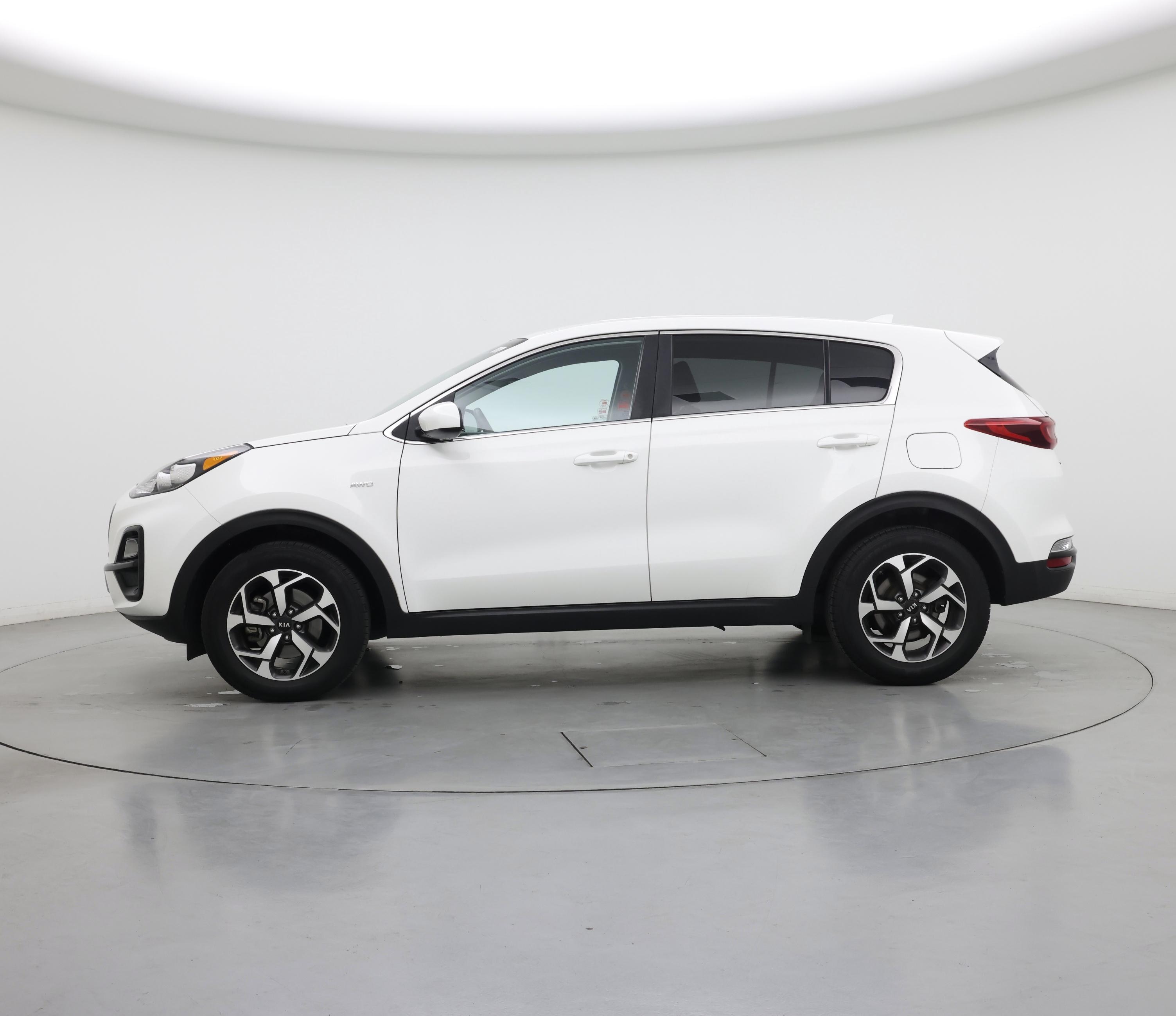 Thumbnail: 2020 Kia Sportage - 3